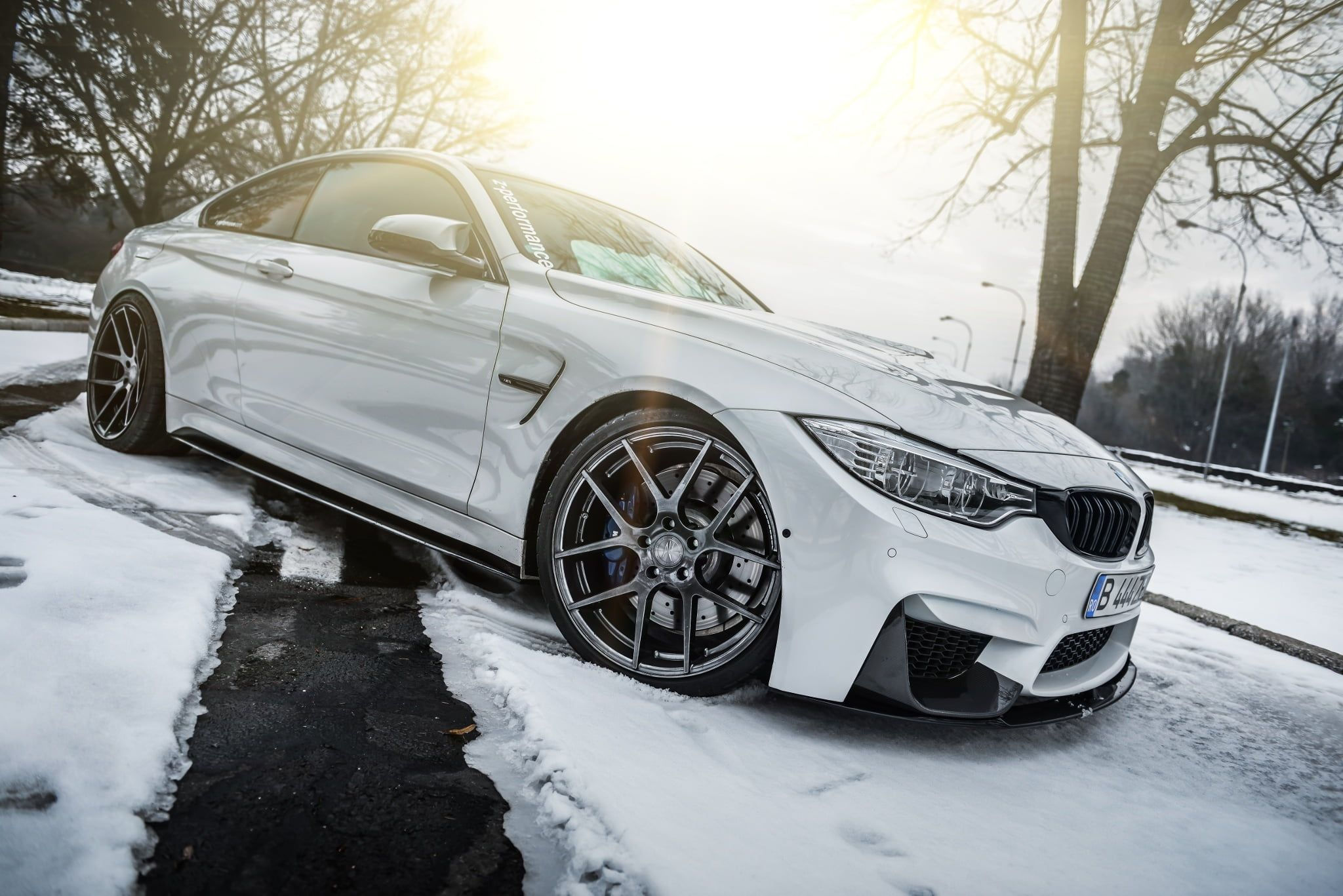 Wallpaper #MgBB644BSdW8dNouSxGk27 White BMW M4 BMW F30 White Headlights Side View 1080p Wallpaper