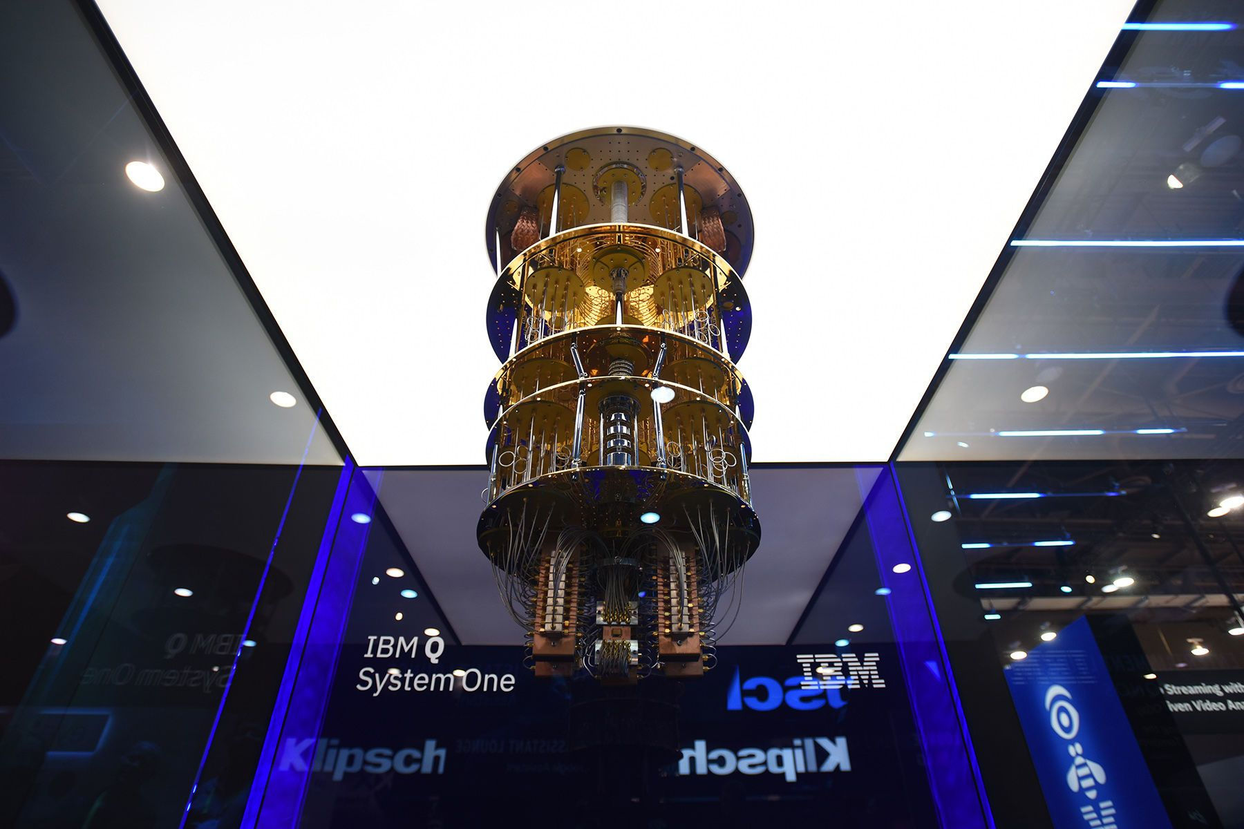 Wallpaper #M3fnJ5MB-pgBXx60DqgE209 Ibms Latest Quantum Computer is a 20 Qubit Work of Art Quantum
