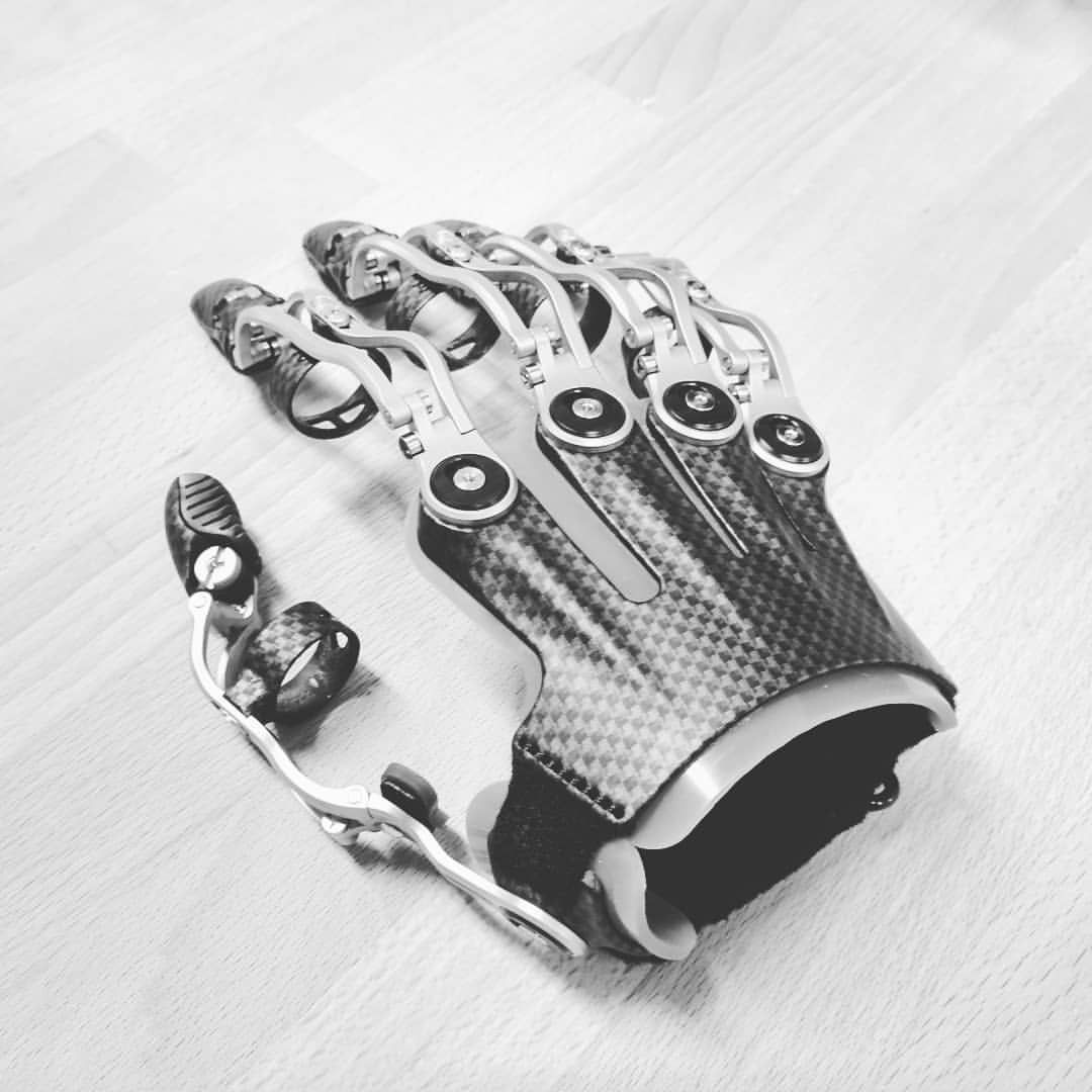Wallpaper #g3Rf044B_8f4nGFavXU_26 Pin by Aaron Mchan on Thumb Prosthesis Armor Concept Prosthetics