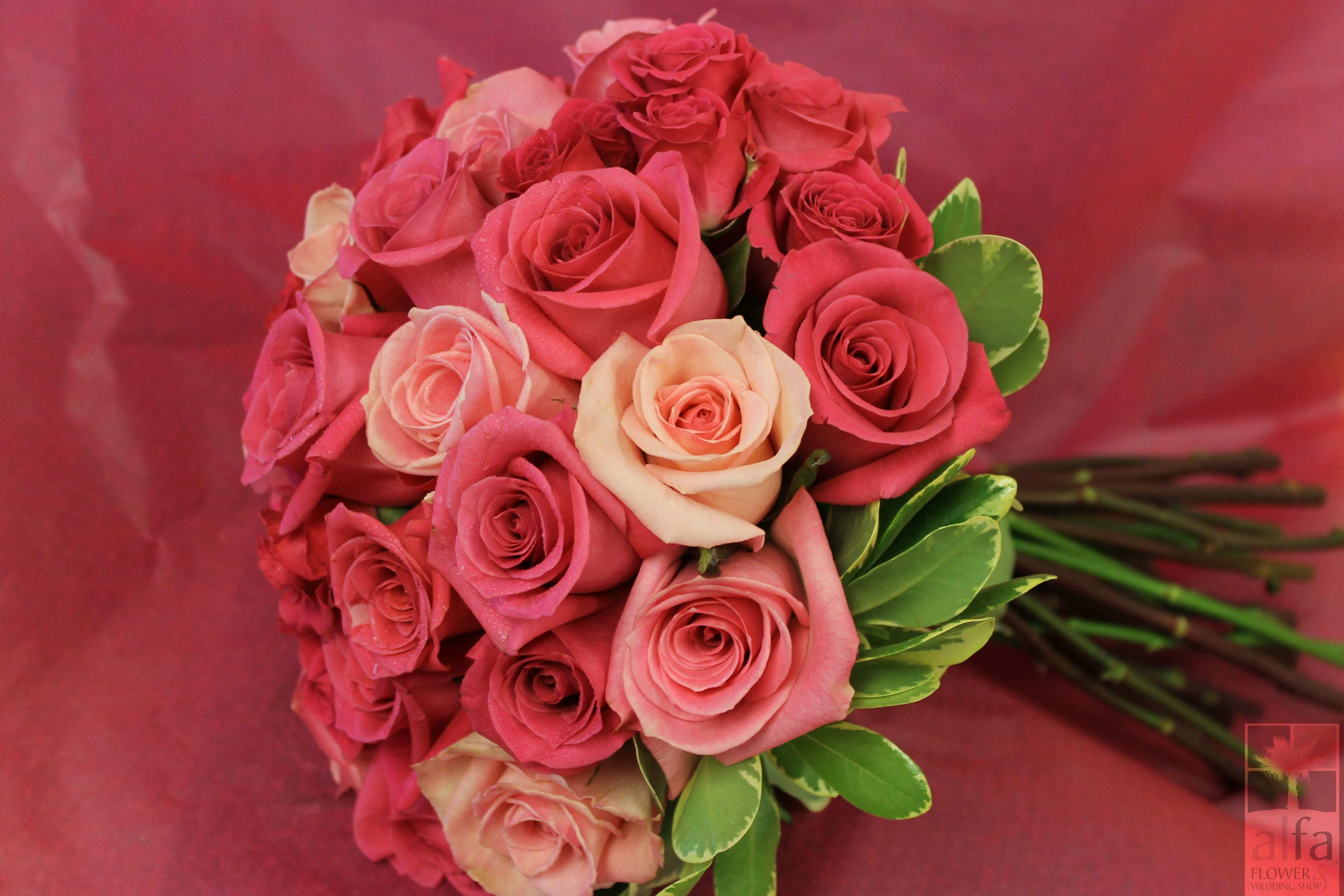 Wallpaper #0WhWIpMBSpphPi3-yzIc124 The Most Beautiful Shades of Pink Roses Wedding Bouquets Rose Bouquet