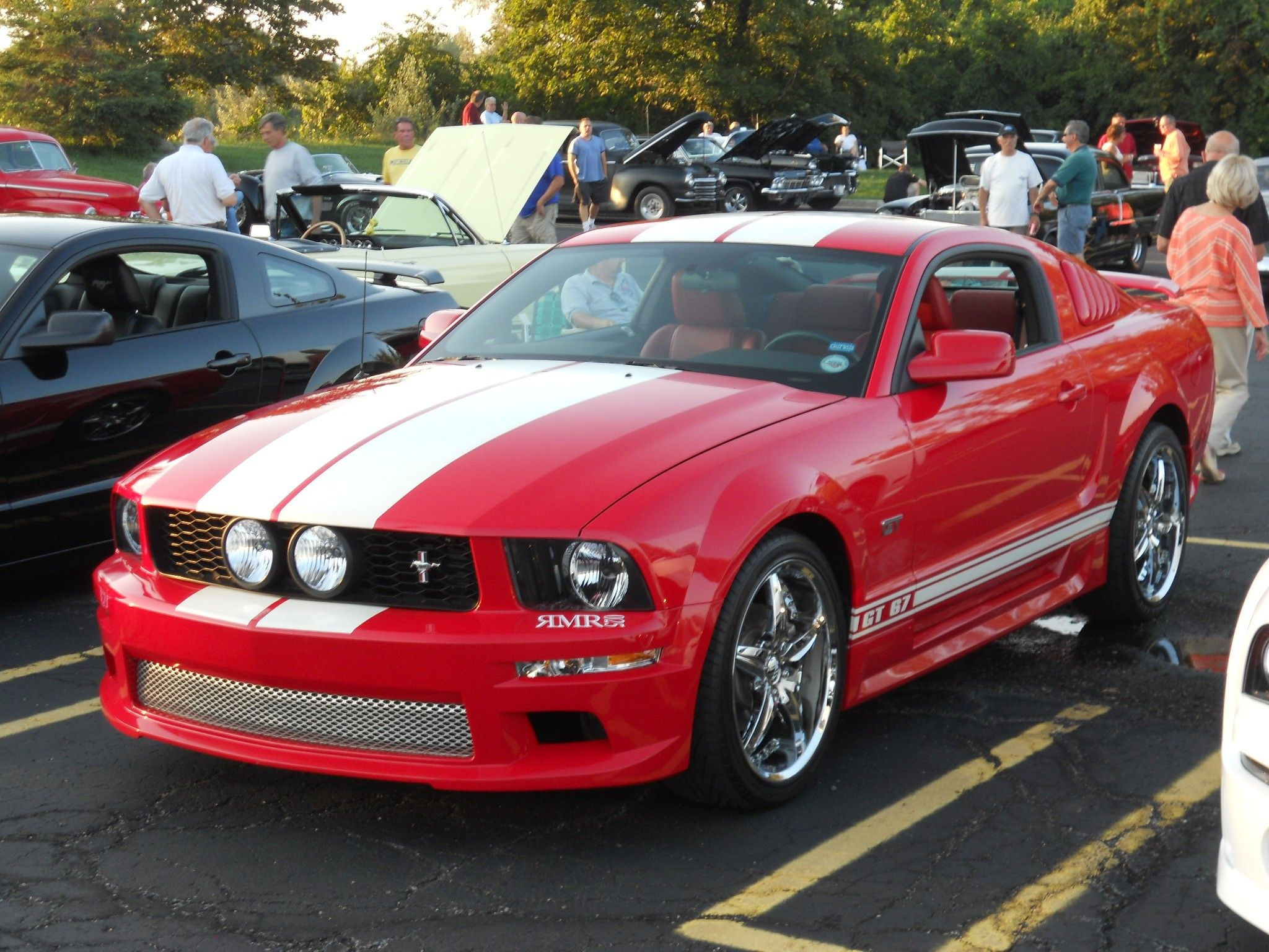 Wallpaper #A2jxIJMBSpphPi3-zi-J84 Contestant Mustang Old Ford Mustang GT Mustangs April Photo