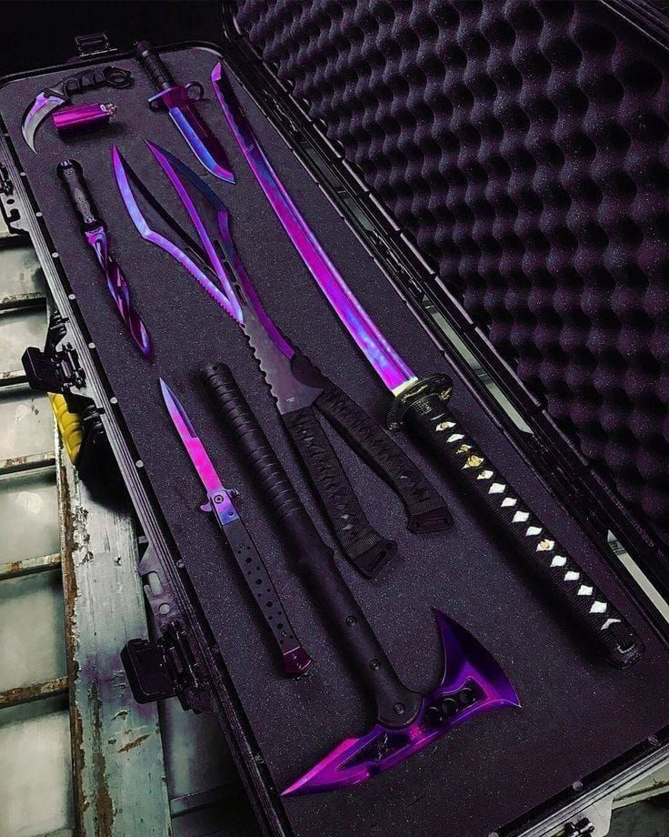 Wallpaper #P5xj4ZIBZHQxiYarX7u0441 Pin by Purochanged on Couteau in 2024 Tactical Swords Pretty Knives