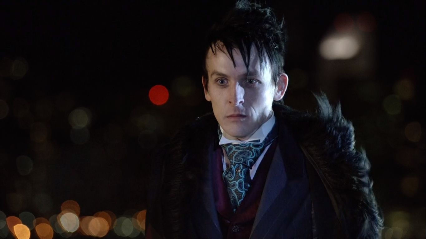 Wallpaper #IhpnUJMB1yWOL4qgX4Dg214 Lit by Lightning Strike Oswald Cobblepot the Penguin Gotham Season 2