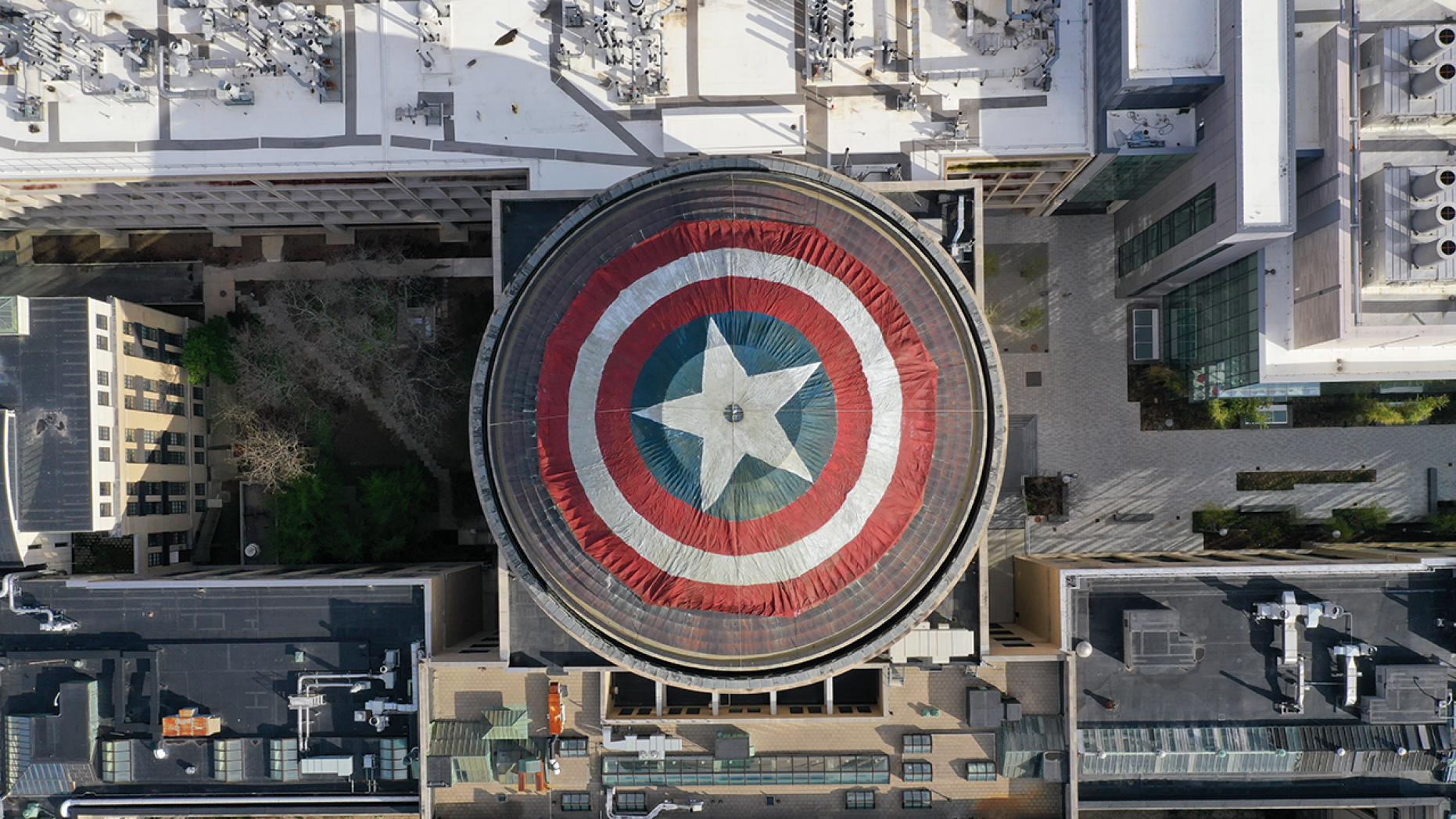 Wallpaper #HXQSvY4B_8f4nGFaMmtw38 Mit Pranksters Honor Avengers Endgame by Turning Campus Great Dome