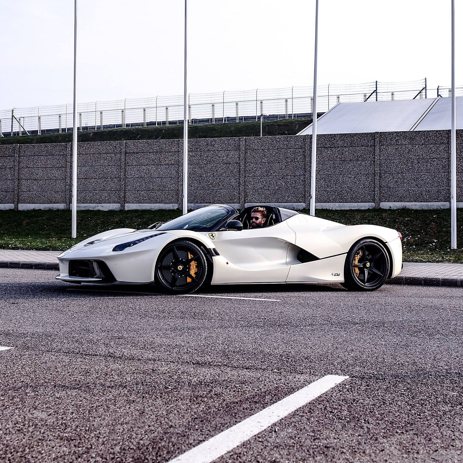 Wallpaper #QX2o9I4Bnwiau_P6VxD-59 Josh Cartus White Laferrari Aperta is Simply Breathtaking Carscoops