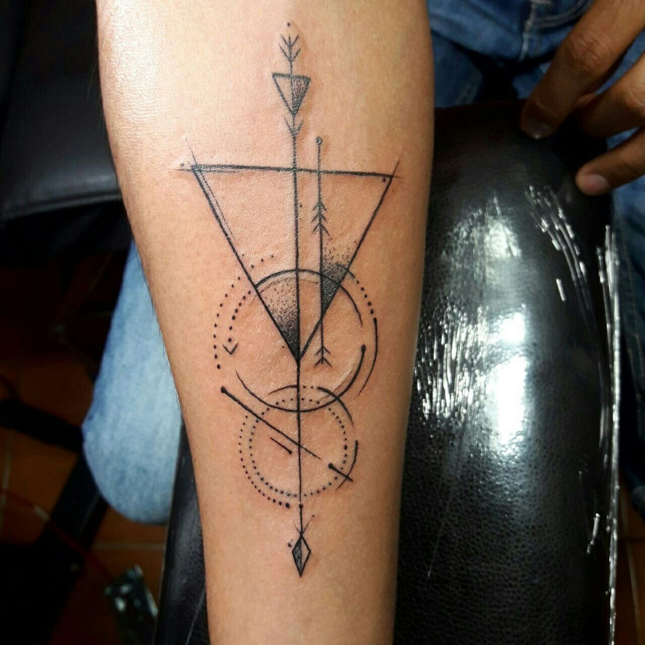Wallpaper #QWeX9JIBSpphPi3-SXul290 Tattoo Minimalist Geometric Tattoo Triangle Tattoo Fibonacci