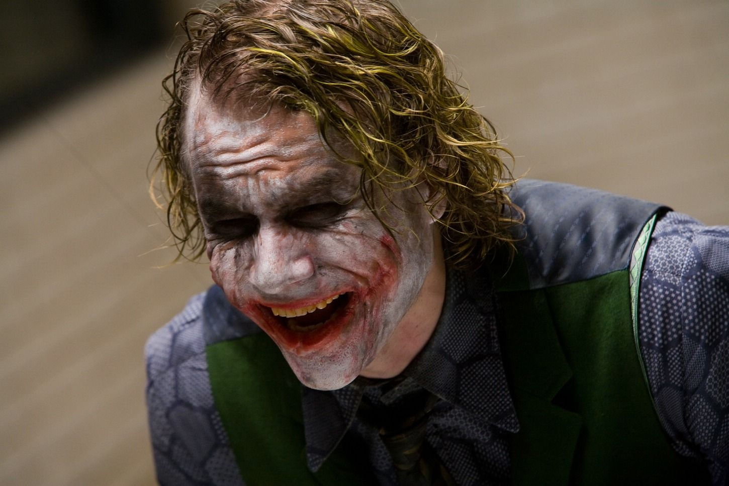 Wallpaper #-dt2XZcBzF5tfotJT-Ps22 32 on Set Photos of Christian Bale and Heath Ledger During the