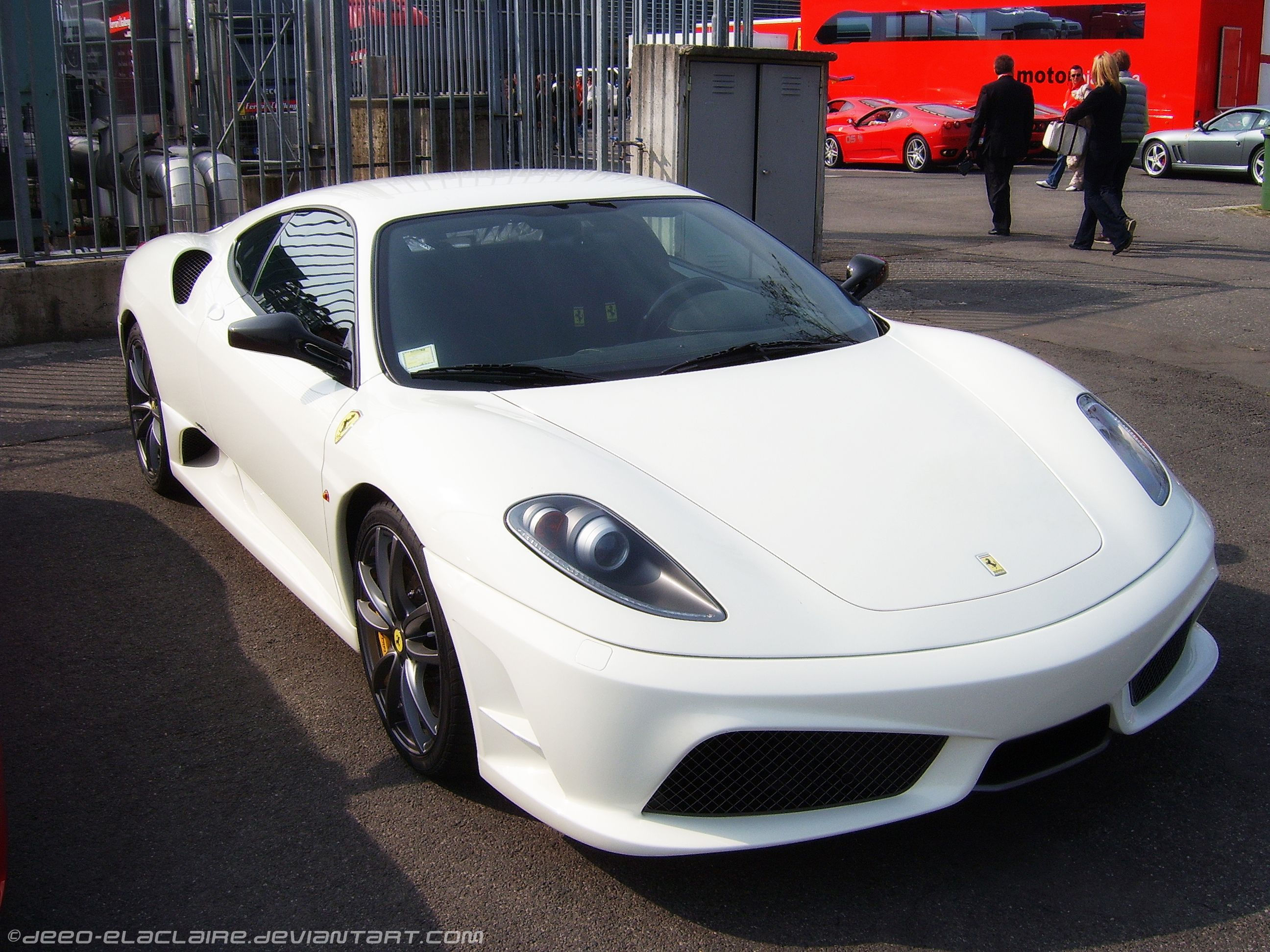 Wallpaper #fWjqHJMBSpphPi3-BySi444 White Ferrari F430 Scuderia Whos Not Captured by This Beauty