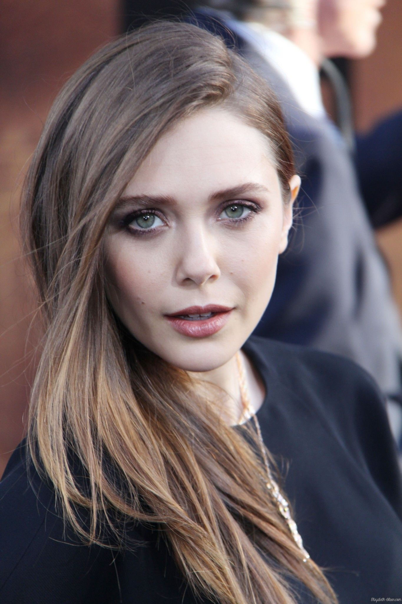 Wallpaper #9Gcg9JIBSpphPi3-J3gH315 Pin by Seow Christopher on Female Celebrities in 2022 Elizabeth Olsen