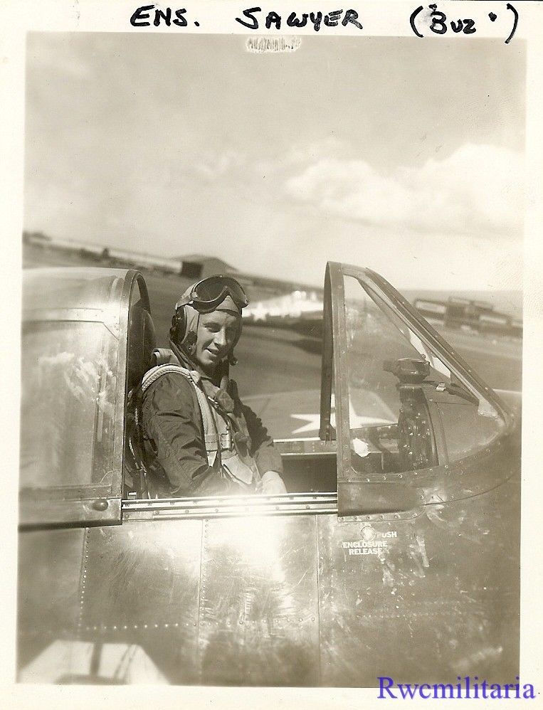 Wallpaper #hrgO15IBJvJKYCmELuEg30 Org Photo Named Us Navy Pilot Posed W F6f Hellcat Carrier Fighter