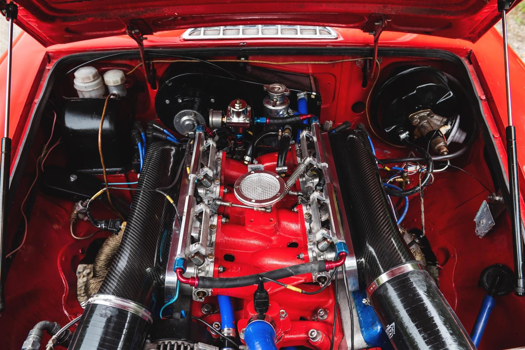 Wallpaper #07mu3ZIBJvJKYCmE-AGU380 For Sale 1977 Mgb GT with a 40 L Rover V8 Engine Swap Classic