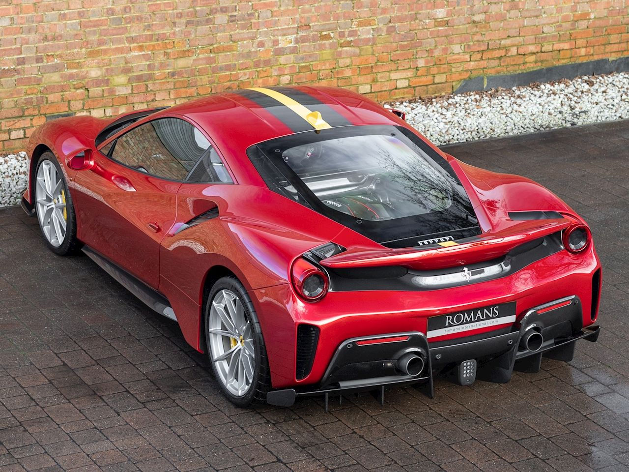 Wallpaper #Kn3o9I4Bnwiau_P6MxH535 Ferrari 488 Pista Romans International United Kingdom for Sale on
