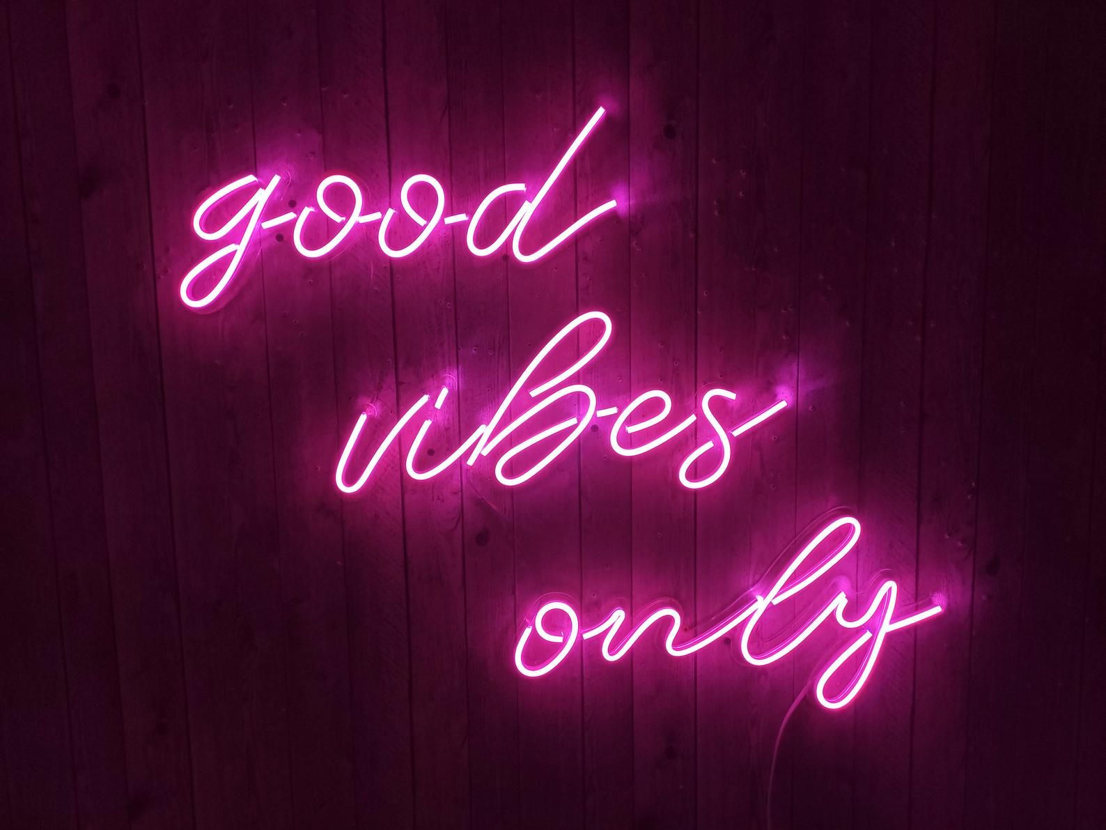 Wallpaper #rGdO5pIBSpphPi3-ezKv36 Good Vibes Only Unbreakable Neon Sign Neon Letters Transparent