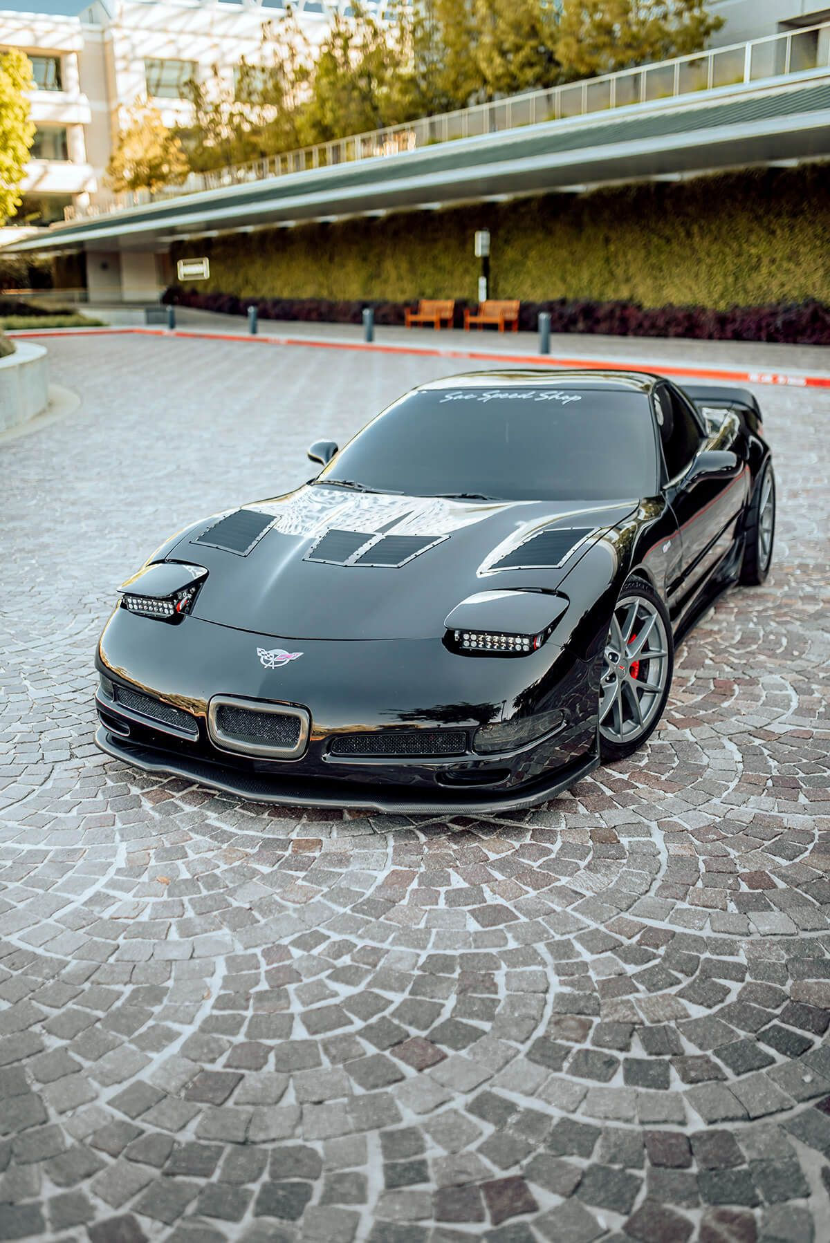 Wallpaper #LVihNJMBzN9vxX34qj1685 Tastefully Modified Chevy Corvette C5 Z06 with Sleepy Headlights in