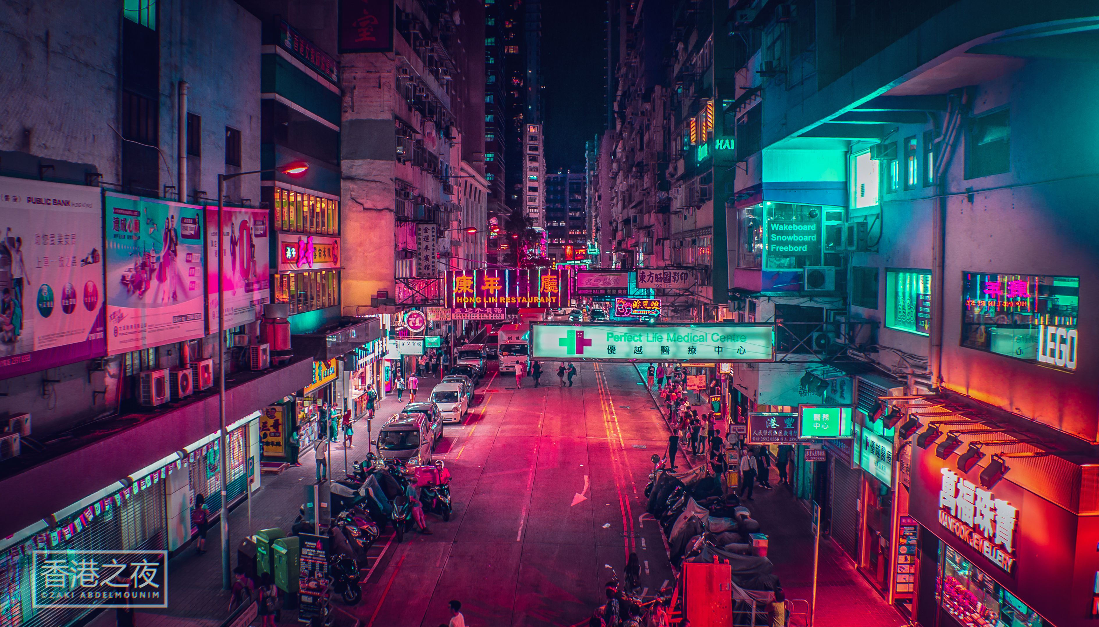 Wallpaper #63Taxo4B_8f4nGFarHH25 Neo Hong Kong by Zaki Abdelmounim Sci Fi City Cyberpunk City