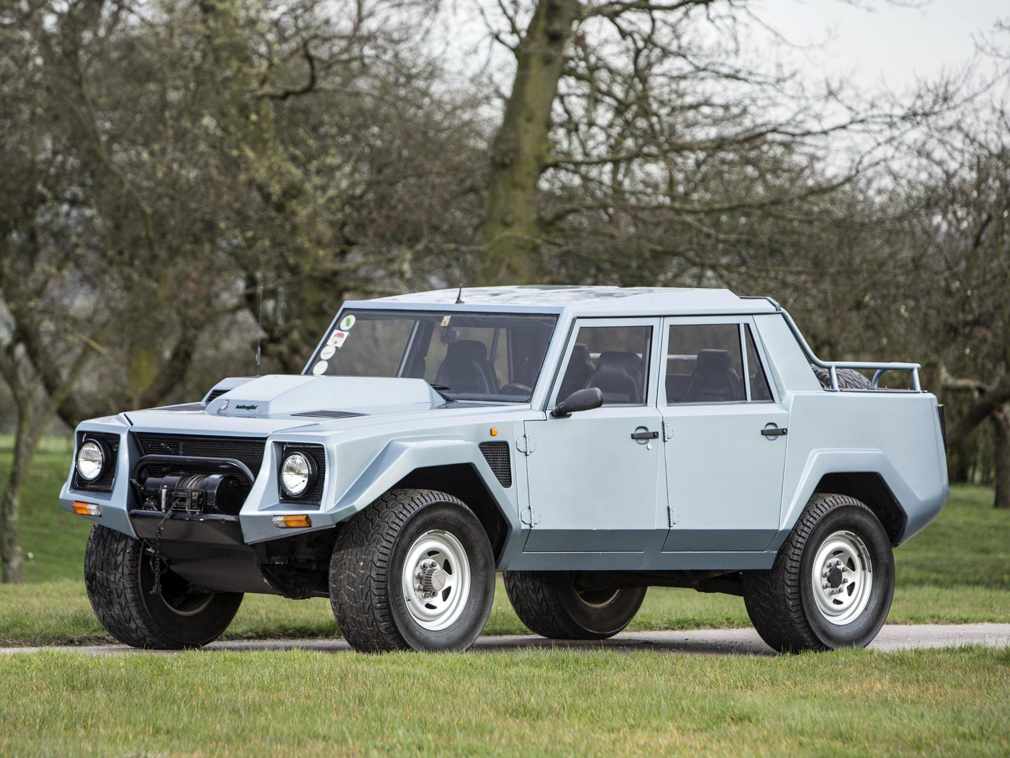 Wallpaper #Pn32844Bnwiau_P6Iw6S50 1986 90 Lamborghini Lm002 SUV Supercar 4x4 Offroad Wallpaper