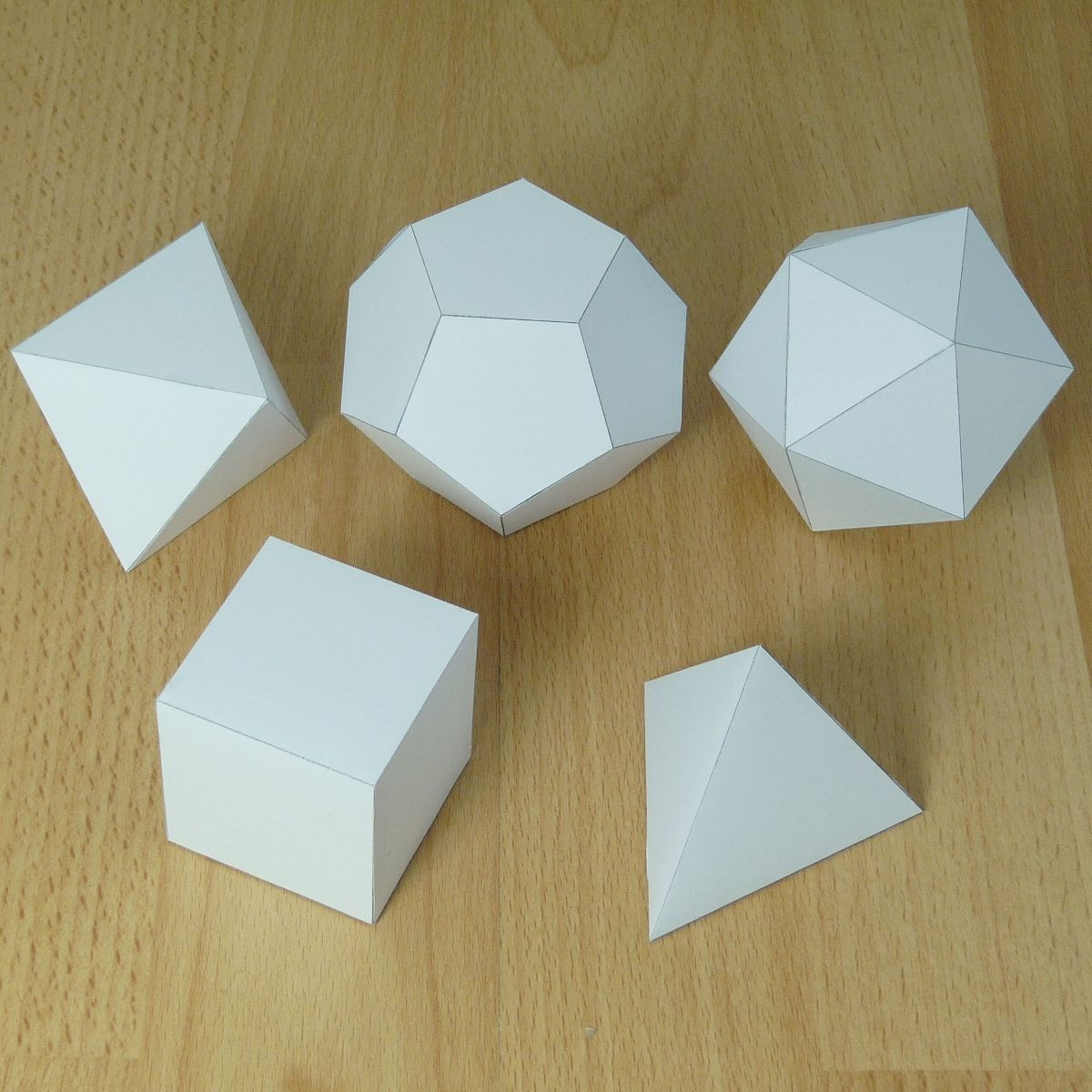 Wallpaper #1GfmC5MBSpphPi3-WtvR287 3D Shapes Foldables