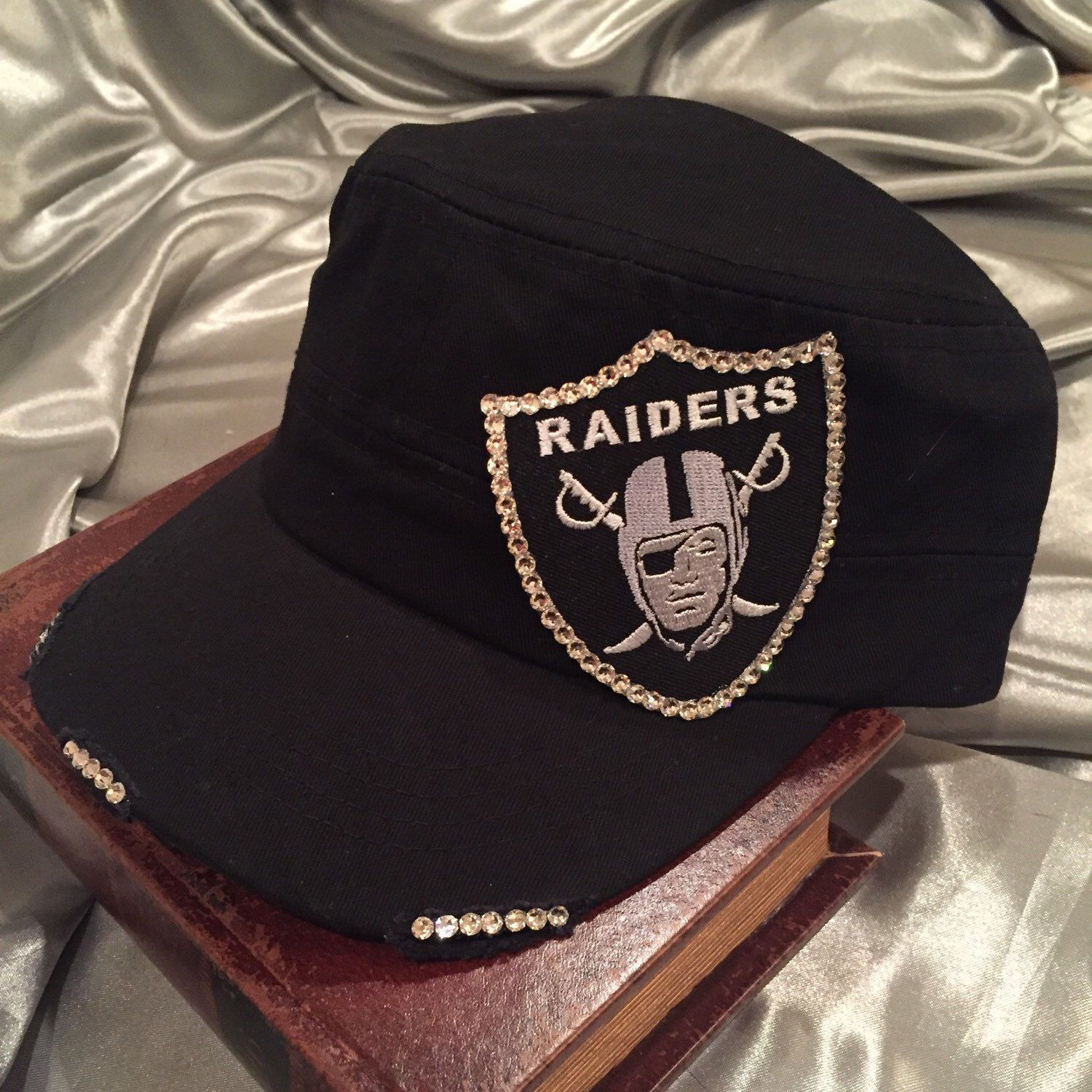 Wallpaper #sWerDZMBSpphPi3-zuYY68 Go Raiders Bling Hats Raiders Hats Black Hats Cadet Hats Swarovski