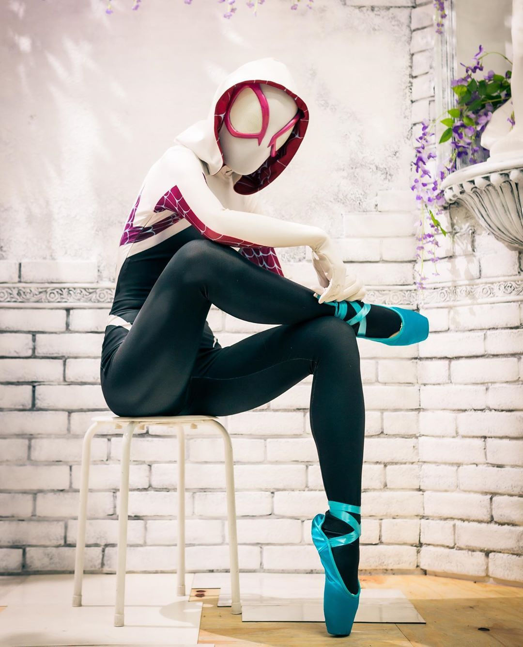 Wallpaper #w_SBOpMBKFX8bn3r_Hjv67 Pin on Spider Gwen