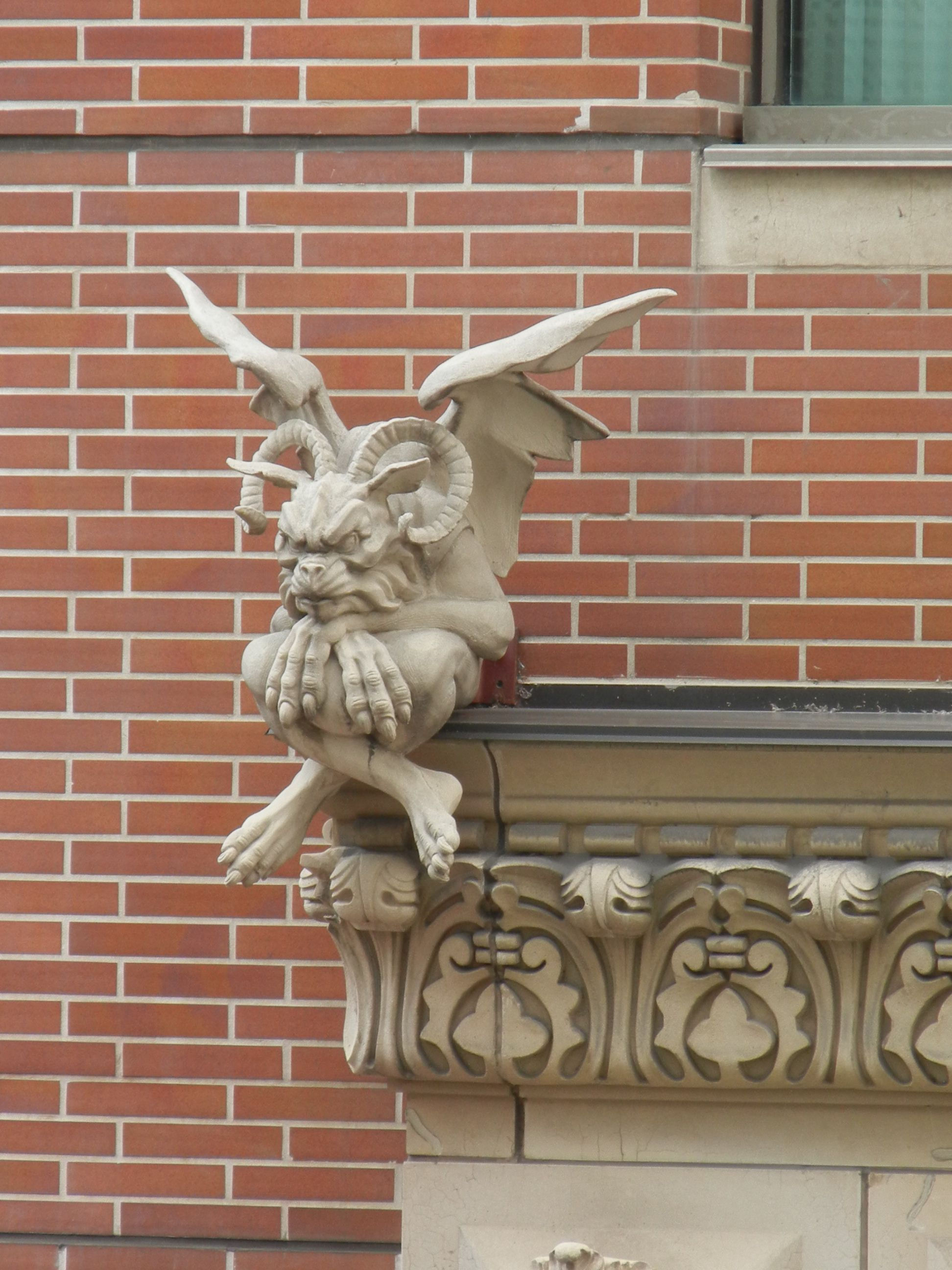 Wallpaper #s2eZ6JIBSpphPi3-Fj1x9 Gargoyle in Chicago Gothic Gargoyles Gargoyles Statue