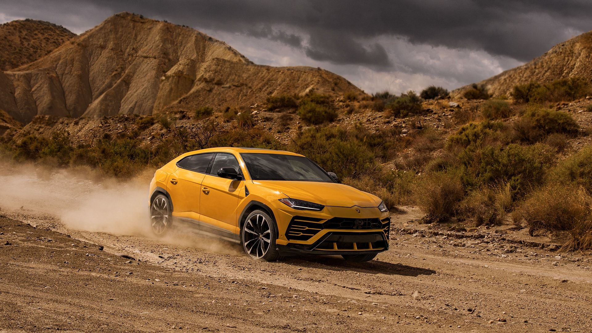 Wallpaper #Qme7_JIBSpphPi3-4Zmg81 Urus Lamborghini Technical Specifications Performance Top Speed and