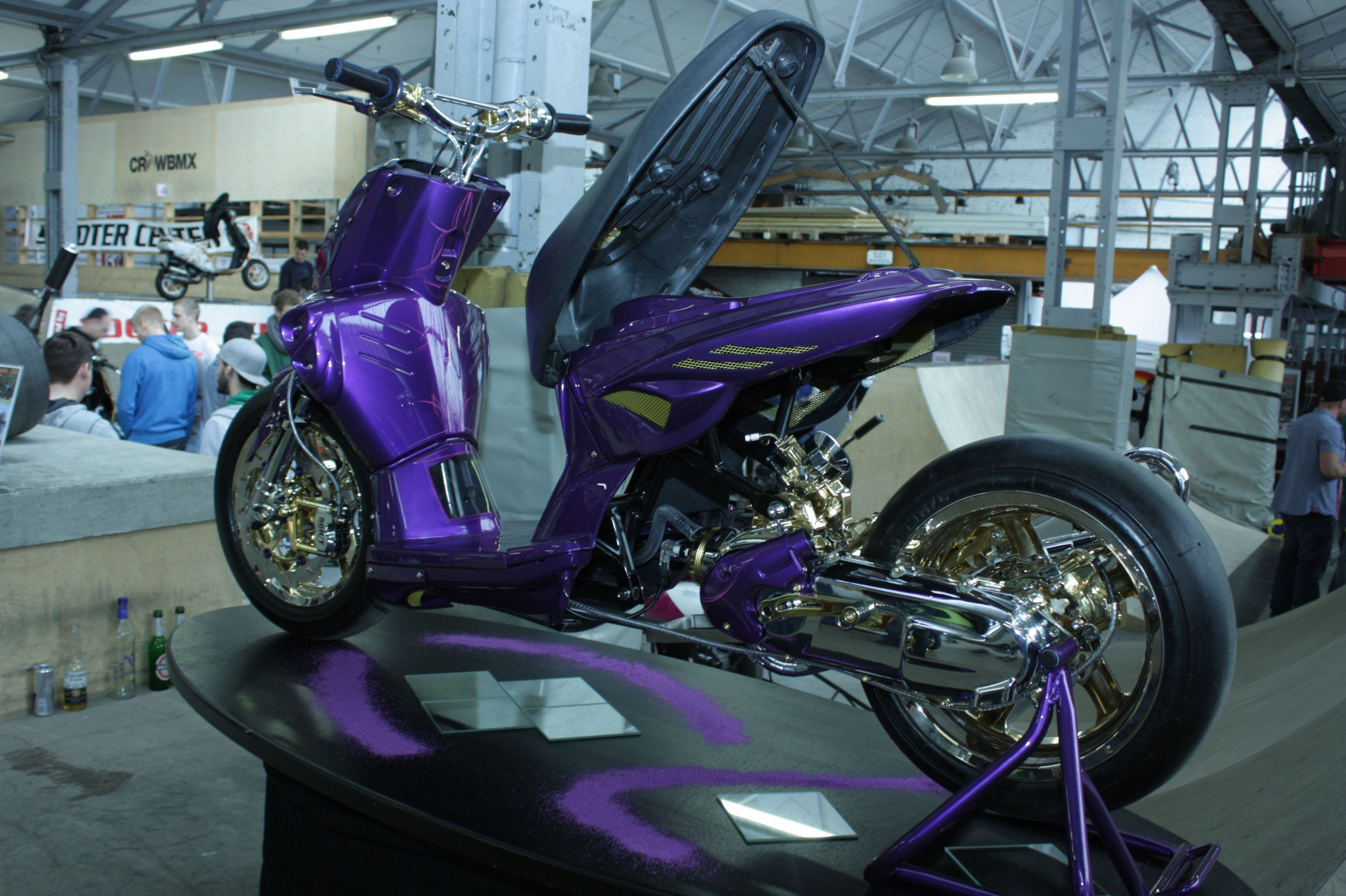 Wallpaper #wuqLUpMBlwTYPL18Cgn-314 Custom Scooter Scooter Center Custom Show Cologne 2014