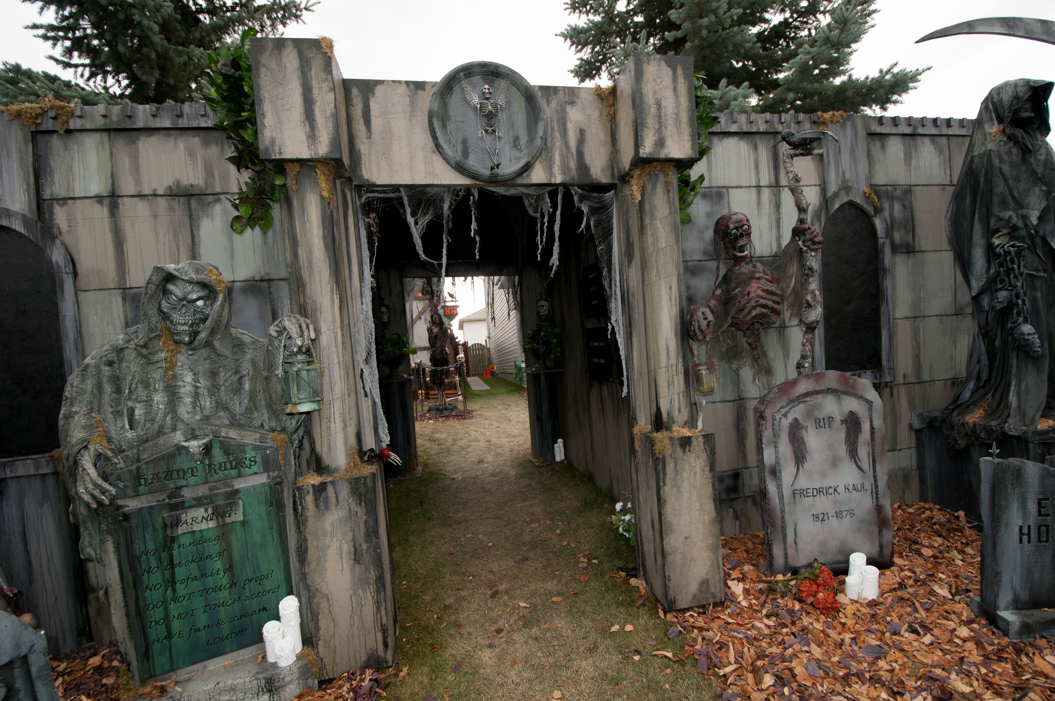 Wallpaper #3cf96 Haunted House Props 2024 Turn Your Home into a Haunt with Halloween