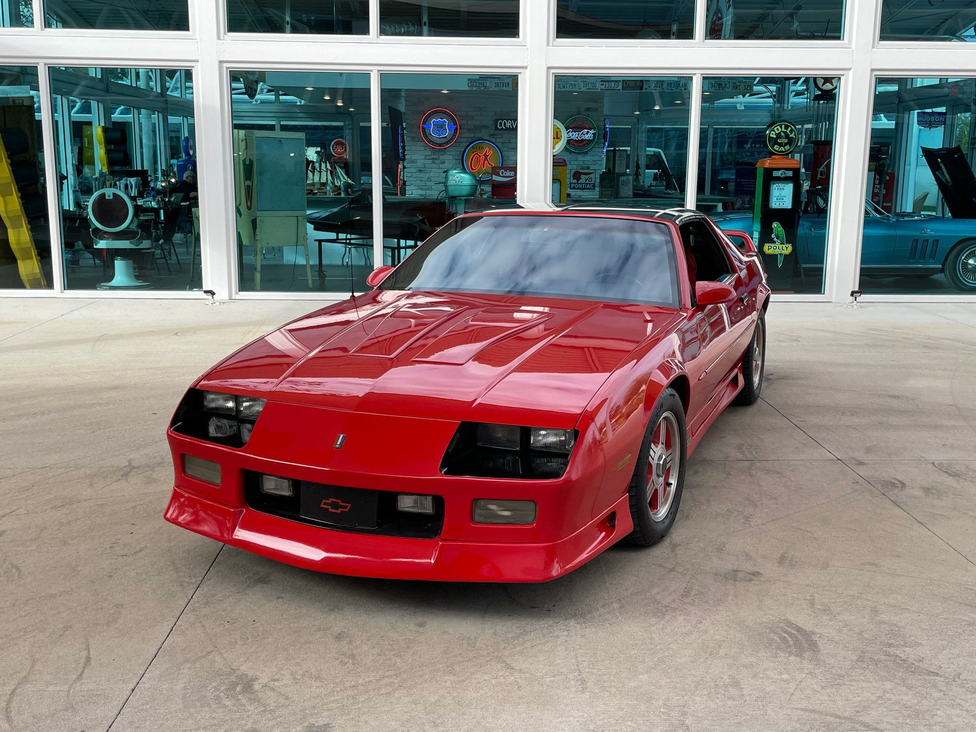 Wallpaper #jTUHk5cBk_lpvpaliJVd36 1991 Chevrolet Camaro Iroc Z28 Classic Cars Used Cars for Sale in