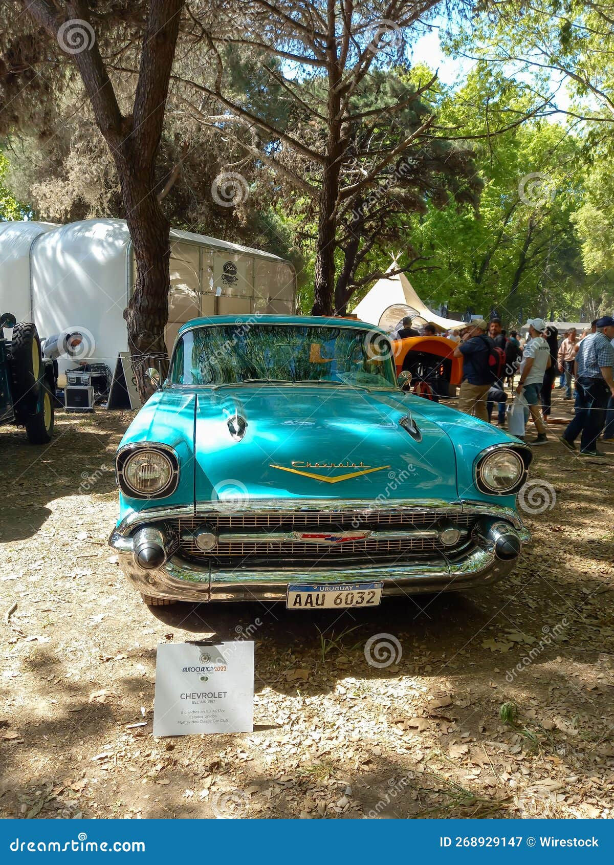 Wallpaper #sSbXl5cBNyflpn9rXYZh193 Old Blue 1957 Chevrolet Chevy Bel Air Sport Sedan Two Door in a