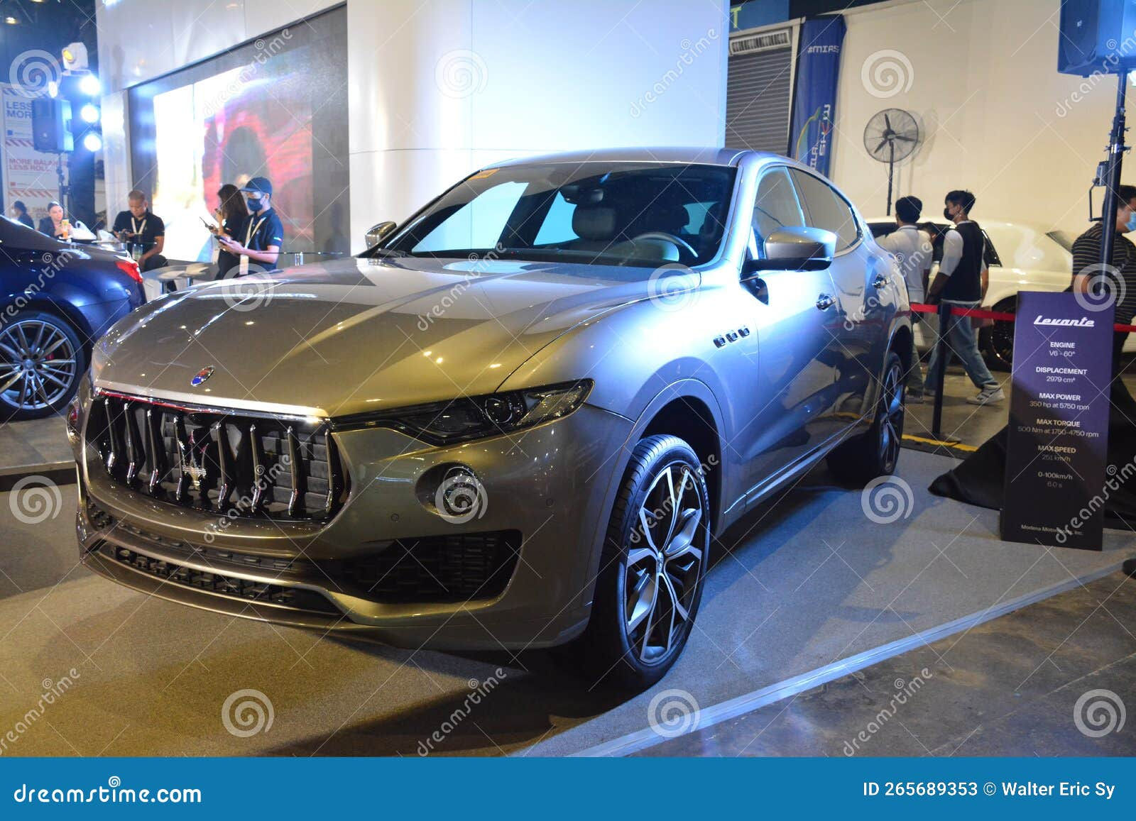 Wallpaper #-T-APJMBLiIJ4c9O2JFv249 Maserati Levante SUV En Manila International Auto Show En Pasay