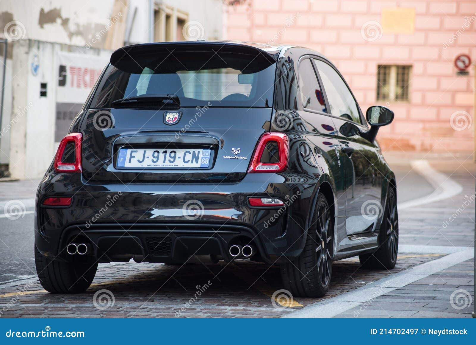 Wallpaper #a819a Front View of Black Fiat 500 Abarth Parked in the Street Editorial