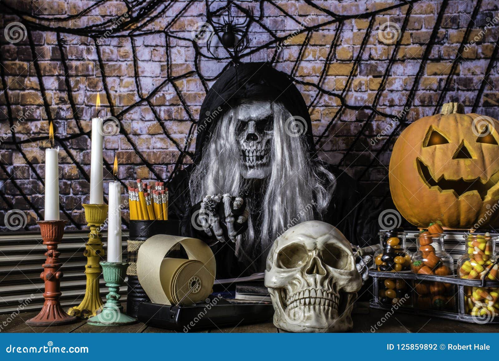 Wallpaper #12df7JIBSpphPi3-dlJx177 Grimm Reaper Pointing Toward Next Victim Stock Photo Image of