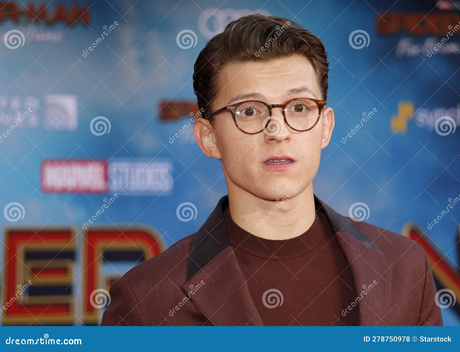 Wallpaper #OgPsZpMBpyOg8YnERNwx248 Tom Holland Editorial Stock Photo Image of Celebrities 278750978