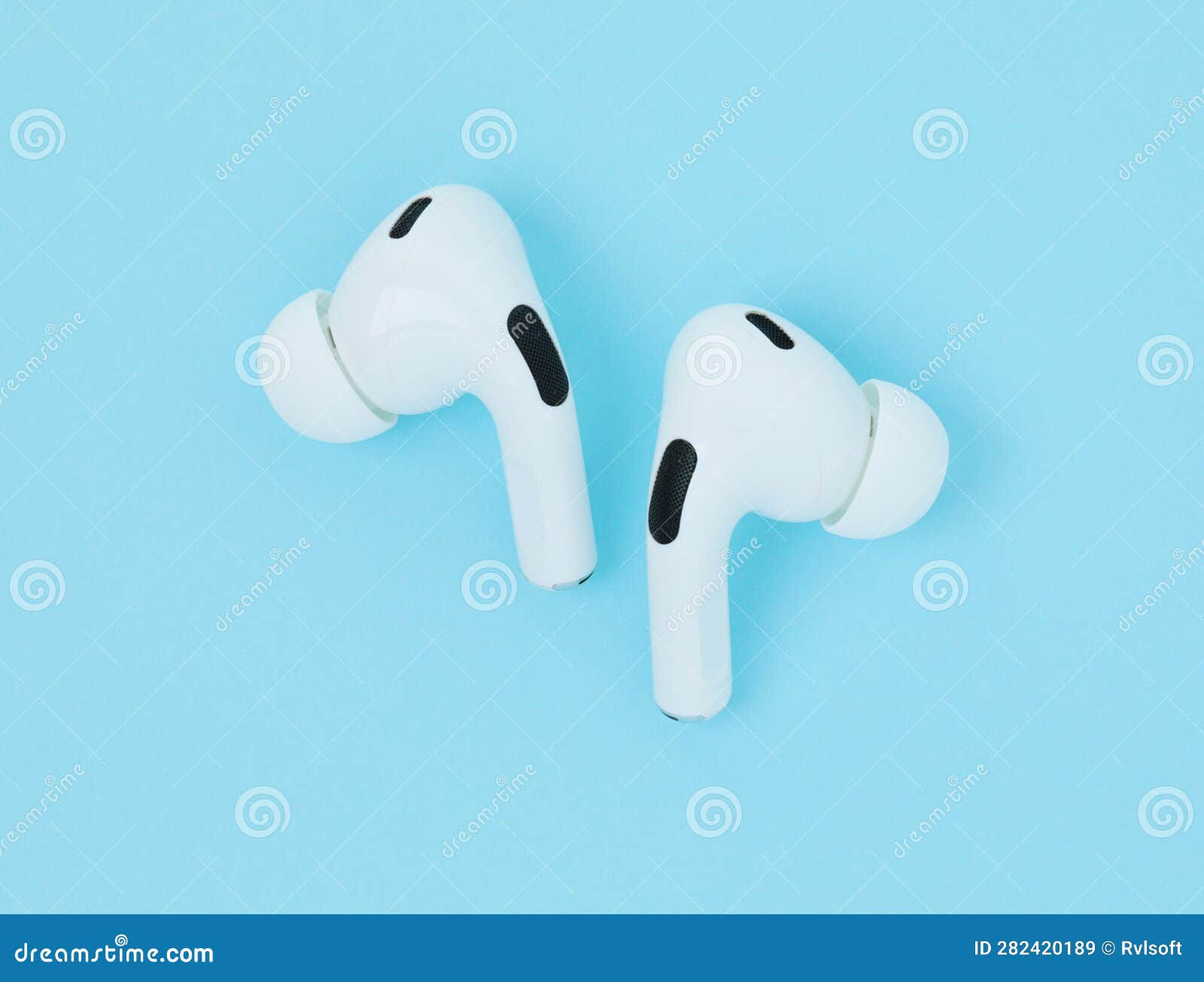 Wallpaper #Dz-FPJMBLiIJ4c9OEZKh231 Headphones Apple Air Pods Pro 2 on Blue Background Top View Airpods