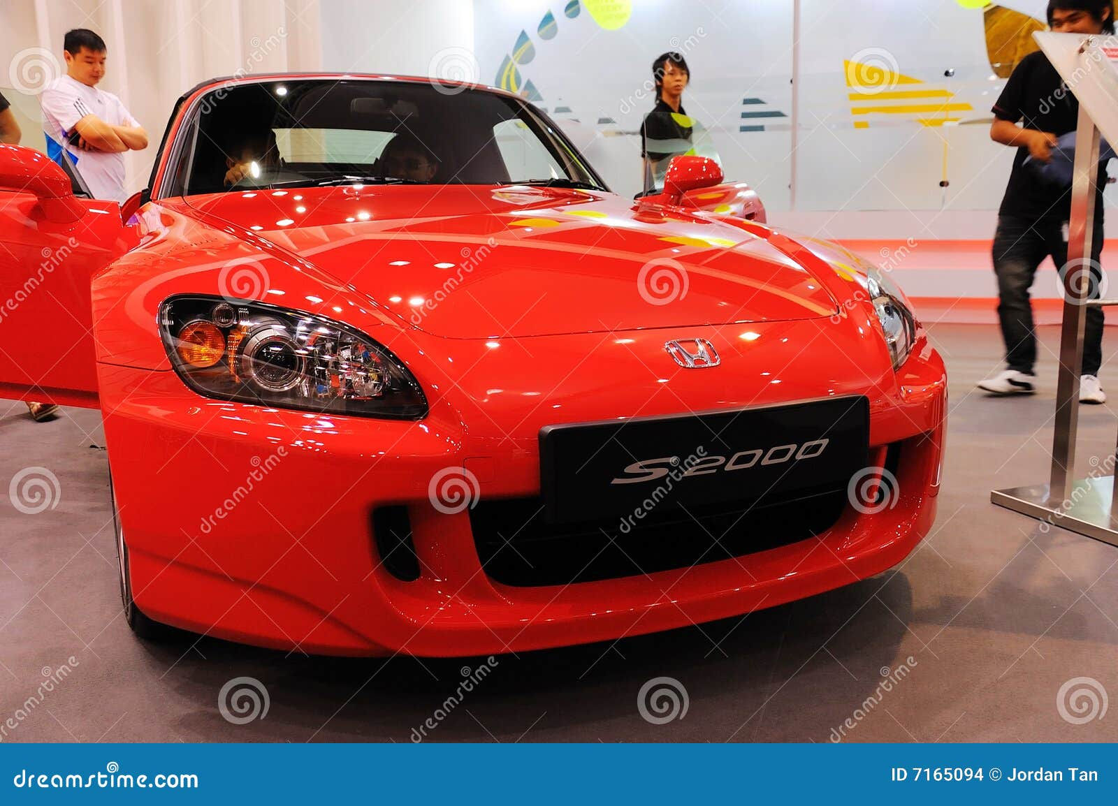 Wallpaper #VPCpfZcBi4JM6agGjh8B97 Honda S2000 on Display Editorial Stock Image Image of Fast 7165094