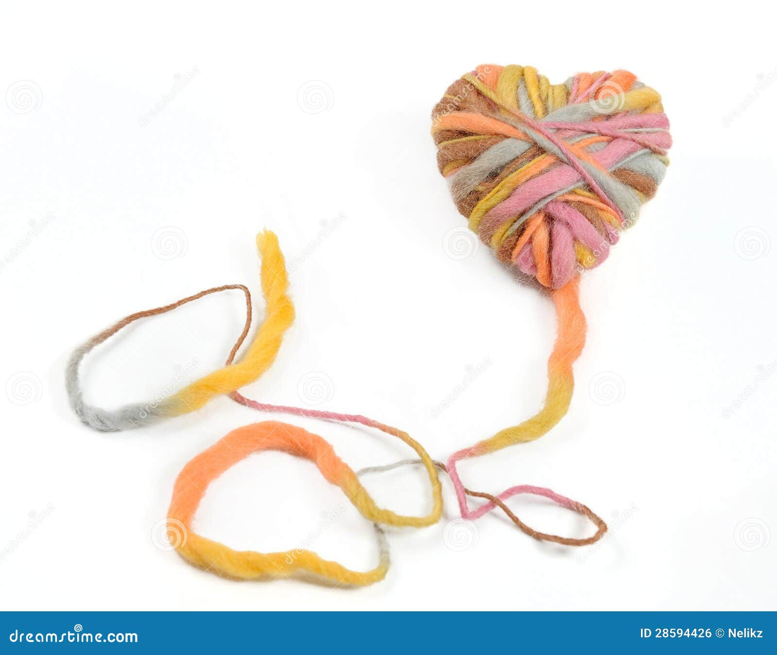 Wallpaper #HGdy7ZIBSpphPi3-_1jy341 Heart of Knitting Isolated Stock Photo Image of Card 28594426