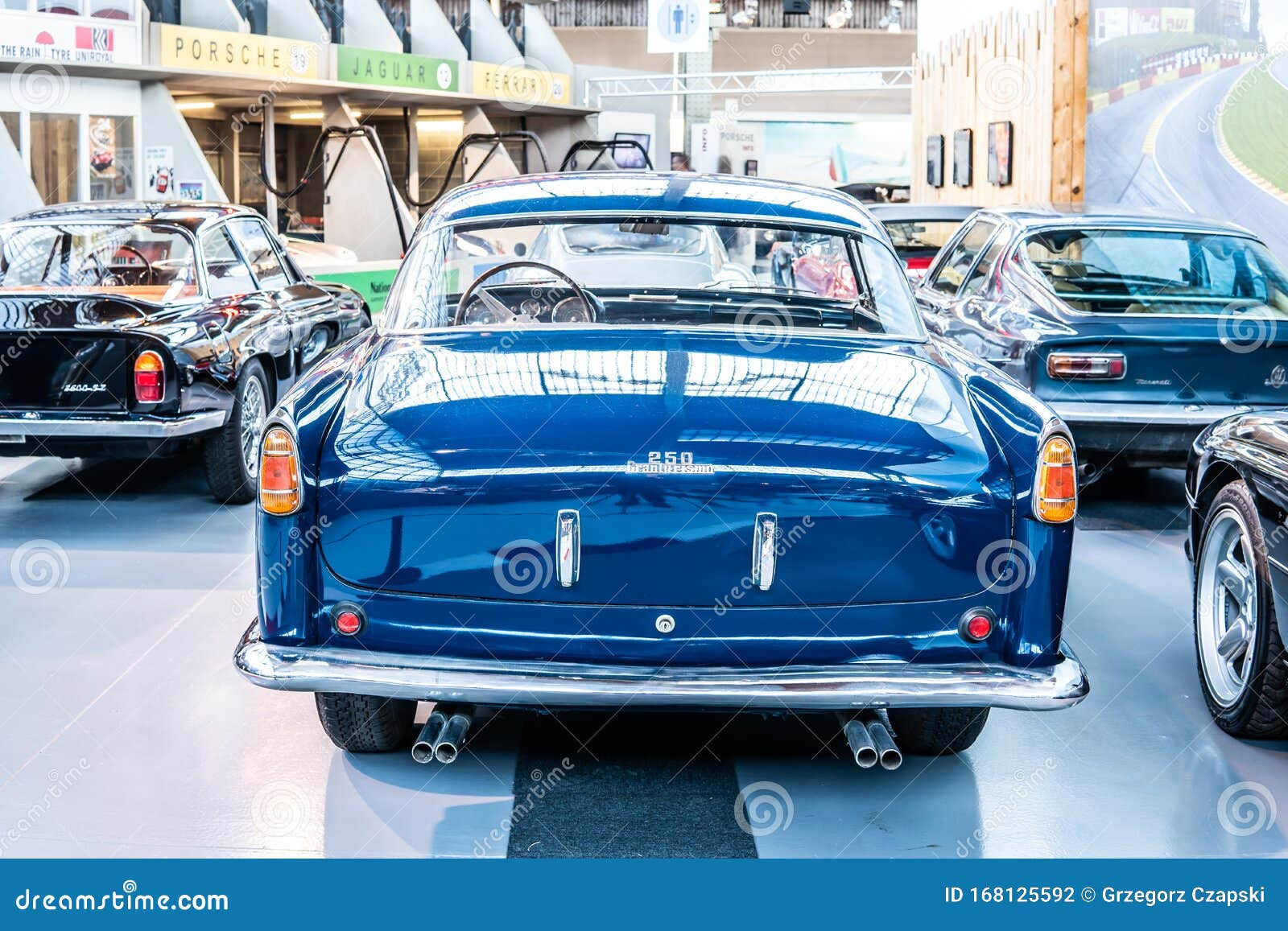 Wallpaper #onegJpMB-pgBXx60B6IU94 Vintage Blue Ferrari 250 GT Boano 1957 Glossy and Shiny Old Classic