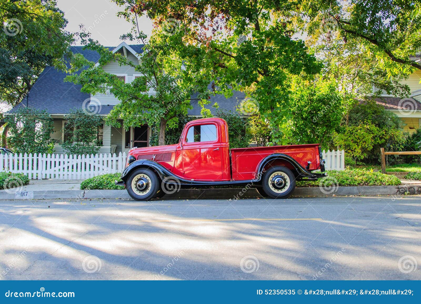 Wallpaper #iVhvNJMBzN9vxX346DxF149 Vintage 1937 Ford Pickup Truck Side View Editorial Image Image
