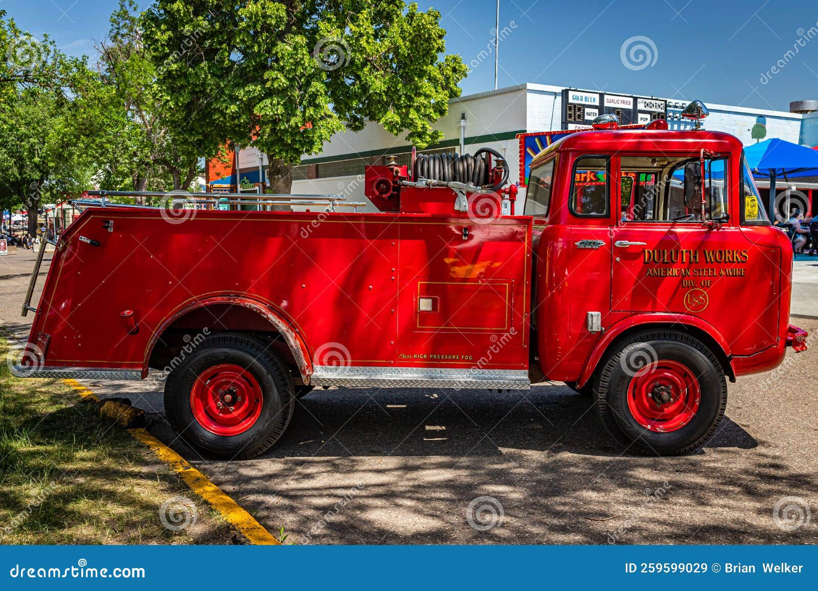 Wallpaper #hWeKB5MBSpphPi3-esYK101 1961 Jeep Forward Control Fc 170 Fire Truck Editorial Stock Image
