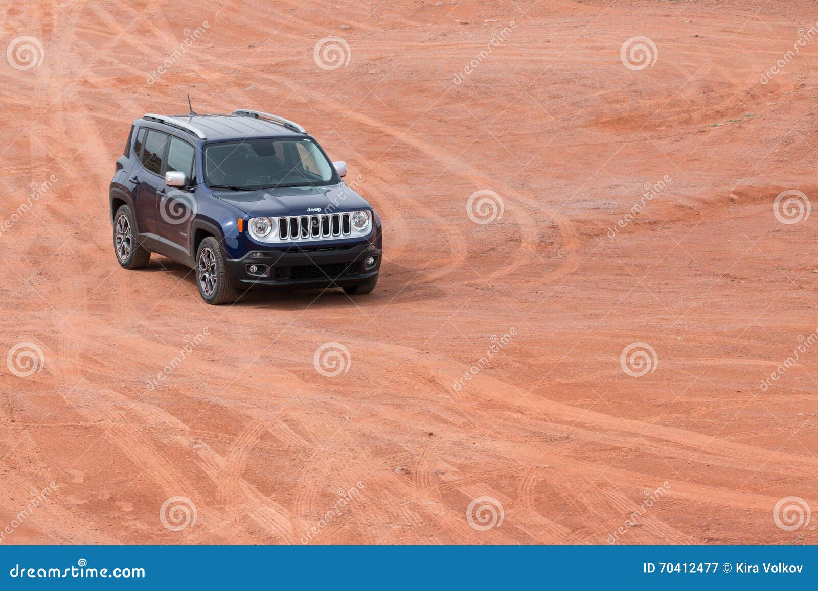 Wallpaper #Uh1hLZMBlOZrFDOkhtBE251 Jeep Renegade S Car Editorial Image Cartoondealercom 141980114