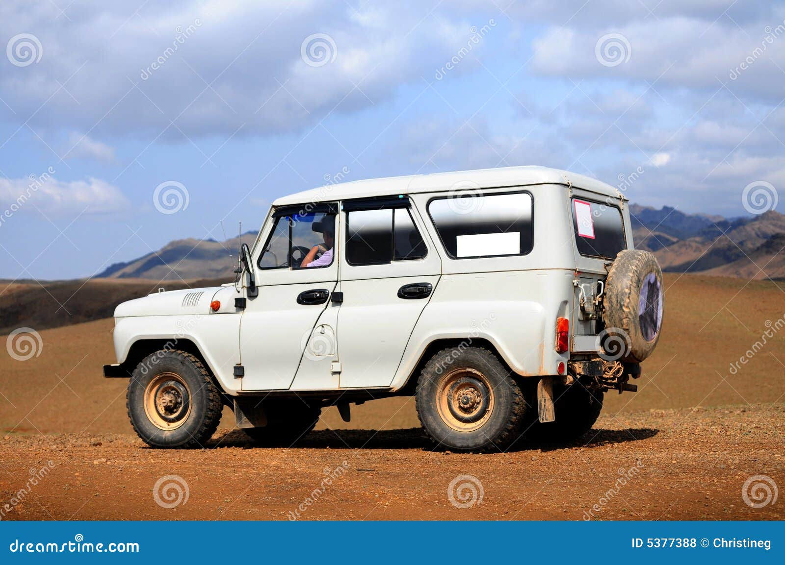 Wallpaper #5YfxMZMBPAdmKxa23GI0344 Jeep in the Gobi Mongolia Stock Photo Image of Jeep 5377388