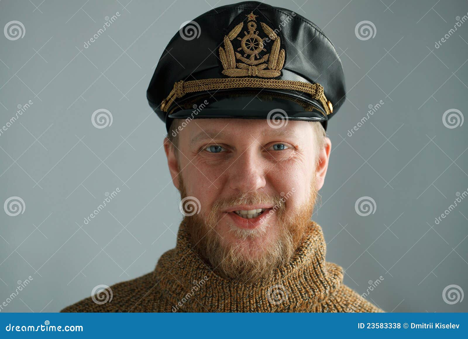 Wallpaper #0jEXNpMB5zzyi_yYPFik10 Smiling Bearded Captain Stock Photo Image of Captain 23583338