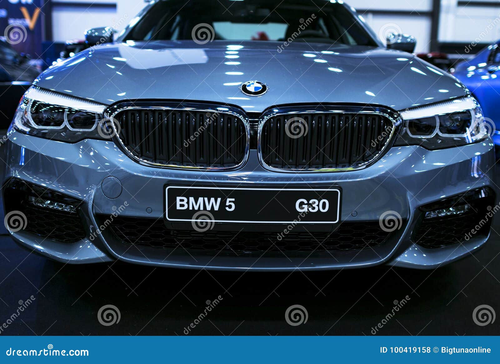 Wallpaper #JmjwGpMBSpphPi3-pB5r85 Front View of a BMW G30 5 Series Car Exterior Details Editorial Stock