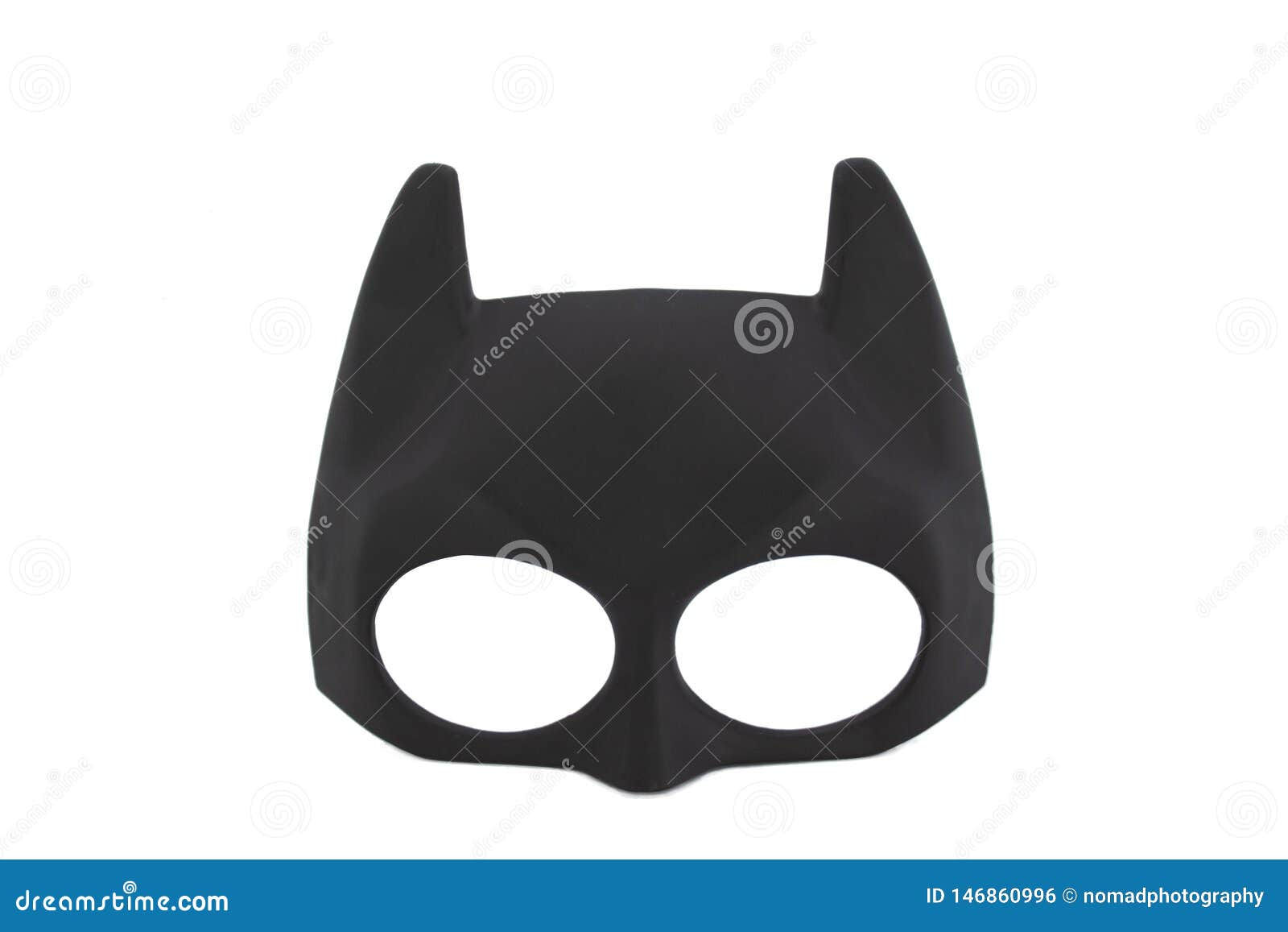 Wallpaper #N2cm7JIBSpphPi3-ClFa253 Batman Black Cat in the Tree Royalty Free Stock Image Cartoondealer