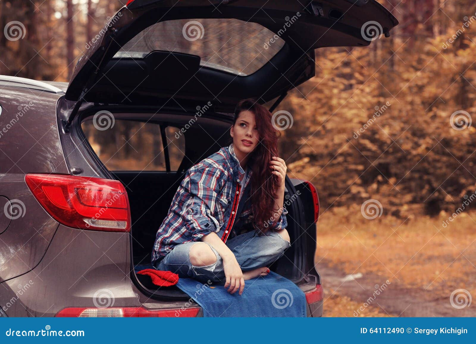 Wallpaper #rWgUHJMBSpphPi3-8SFd295 Girl at Autumn Trip by Car Stock Photo Image of Color 64112490