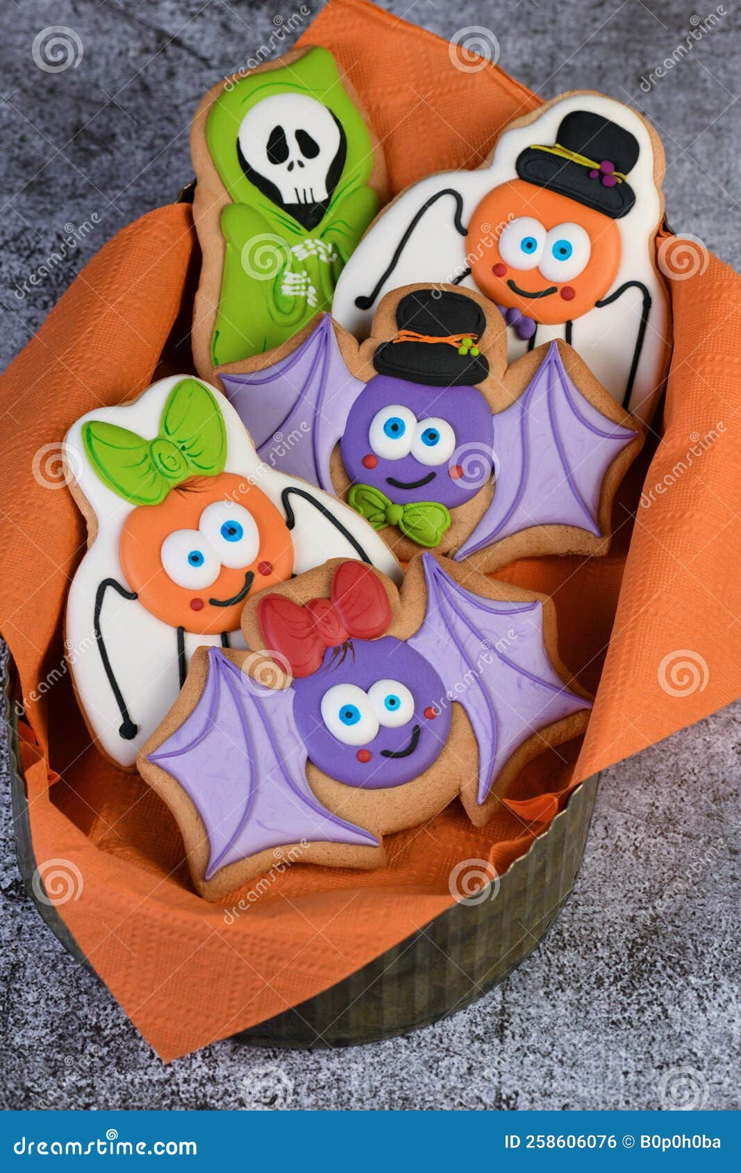 Wallpaper #nfRnOpMBKFX8bn3rLXiG365 Funny Halloween Cookie Stock Photo Image of Festive 258606076