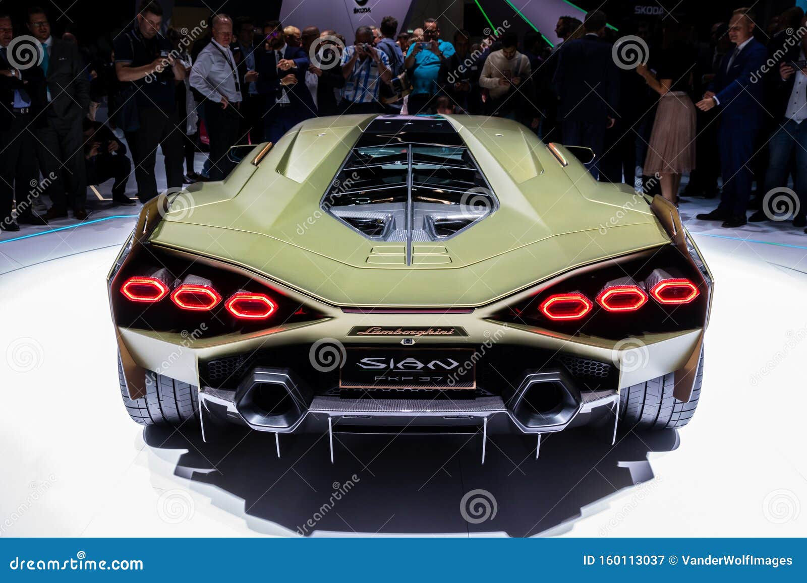 Wallpaper #2meb55IBSpphPi3-_DiQ97 Lamborghini Sian Fkp 37 Supercar Editorial Photography Image of Show