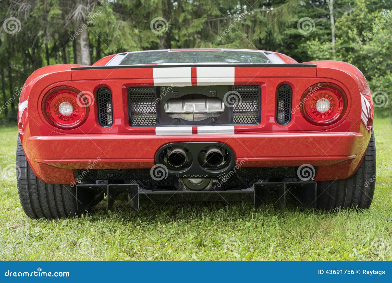 Wallpaper #12jpFZMBSpphPi3-lglt103 Ford GT Rear End Stock Photo Image 43691756