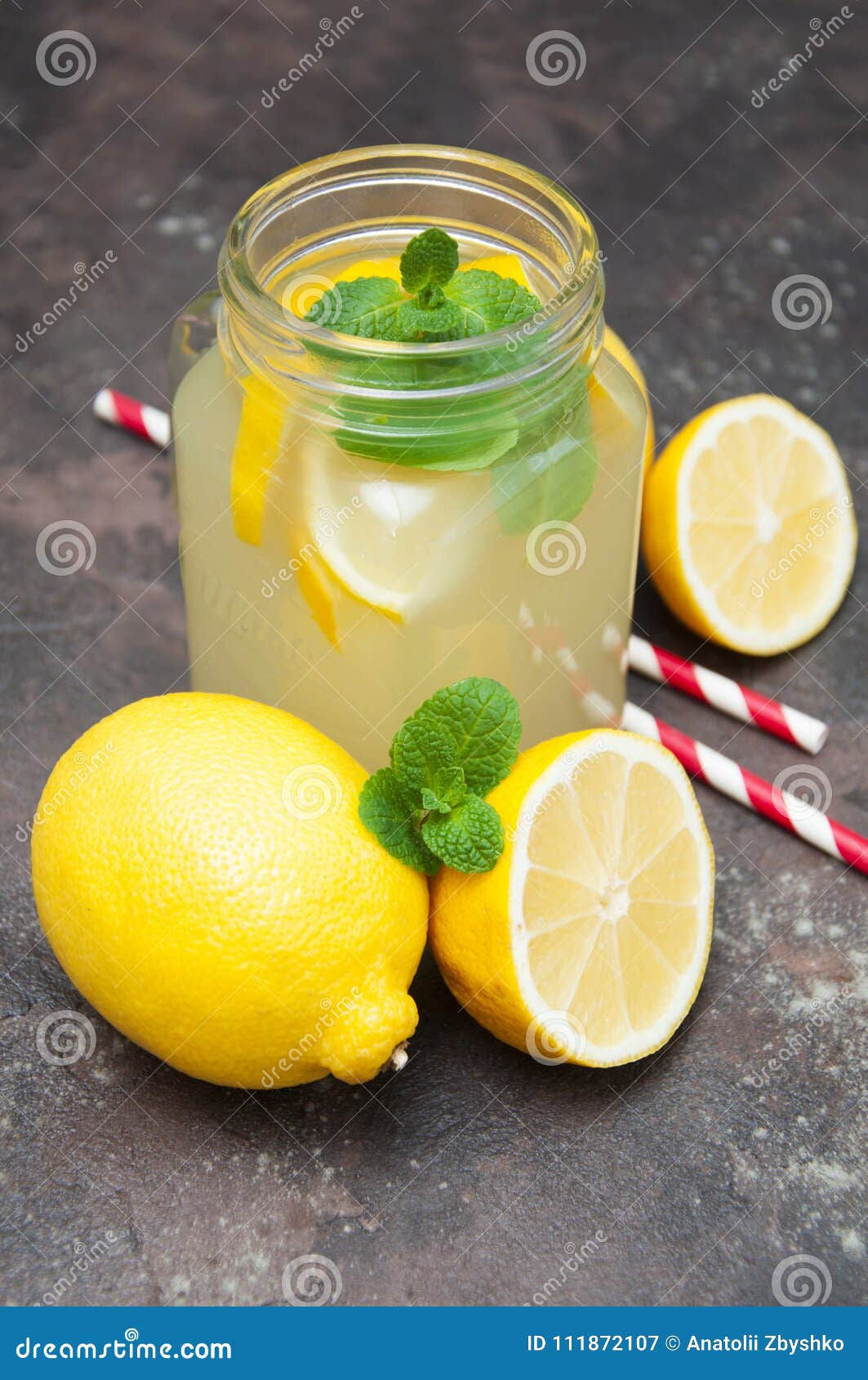 Wallpaper #GGfpAZMBSpphPi3-Wa1b175 Lemonade Stock Image Image of Juicy Citrus Leaf Ginger 111872107