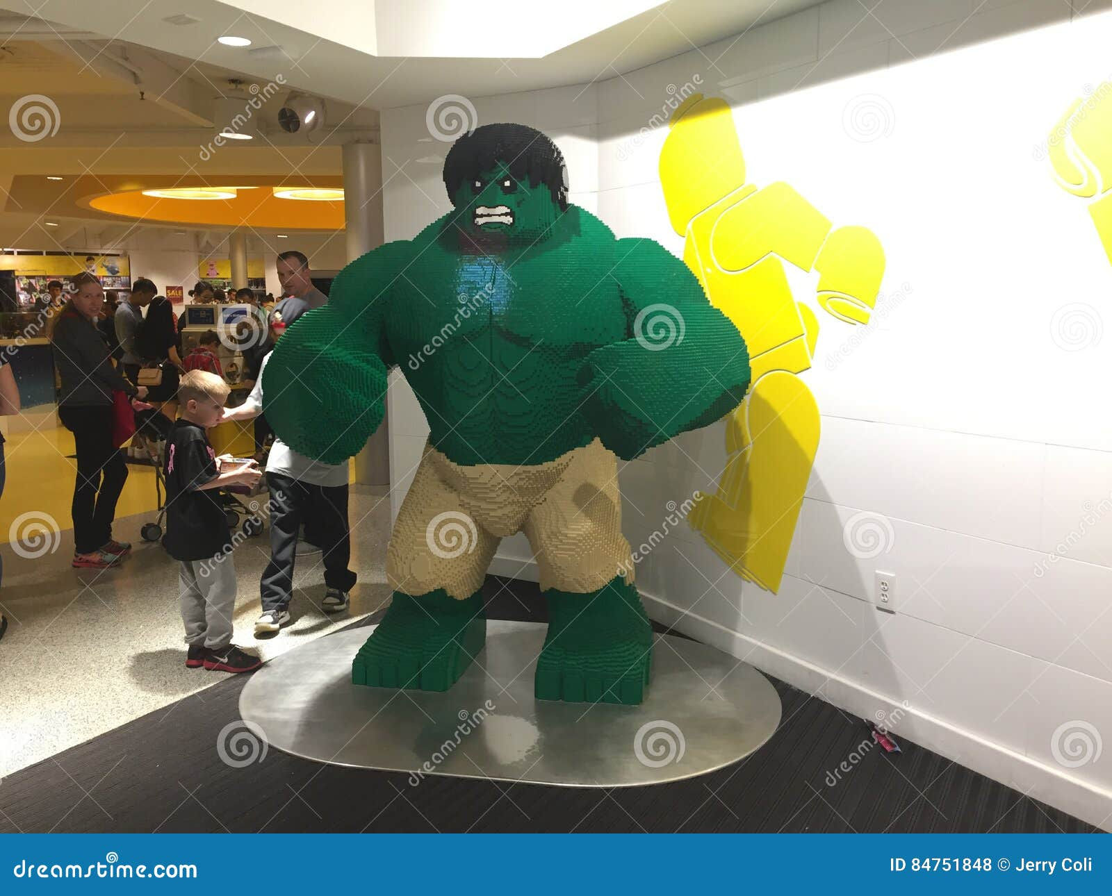 Wallpaper #j2cuBJMBSpphPi3-VbaH72 Lego Incredible Hulk Editorial Stock Photo Image of Characters 84751848